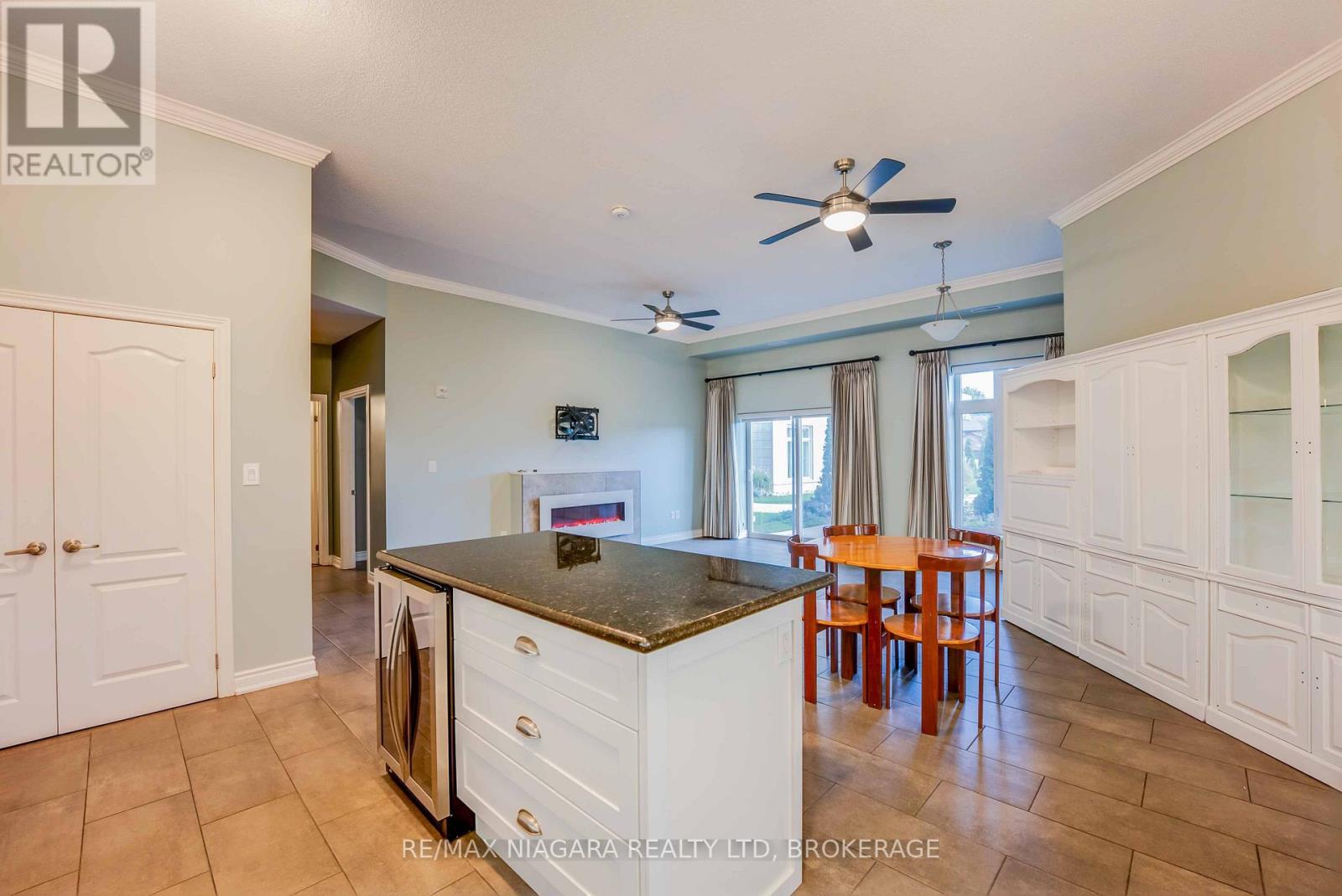 127 - 8111 Forest Glen Drive, Niagara Falls (Mt. Carmel), Ontario  L2H 2Y7 - Photo 18 - X12393085