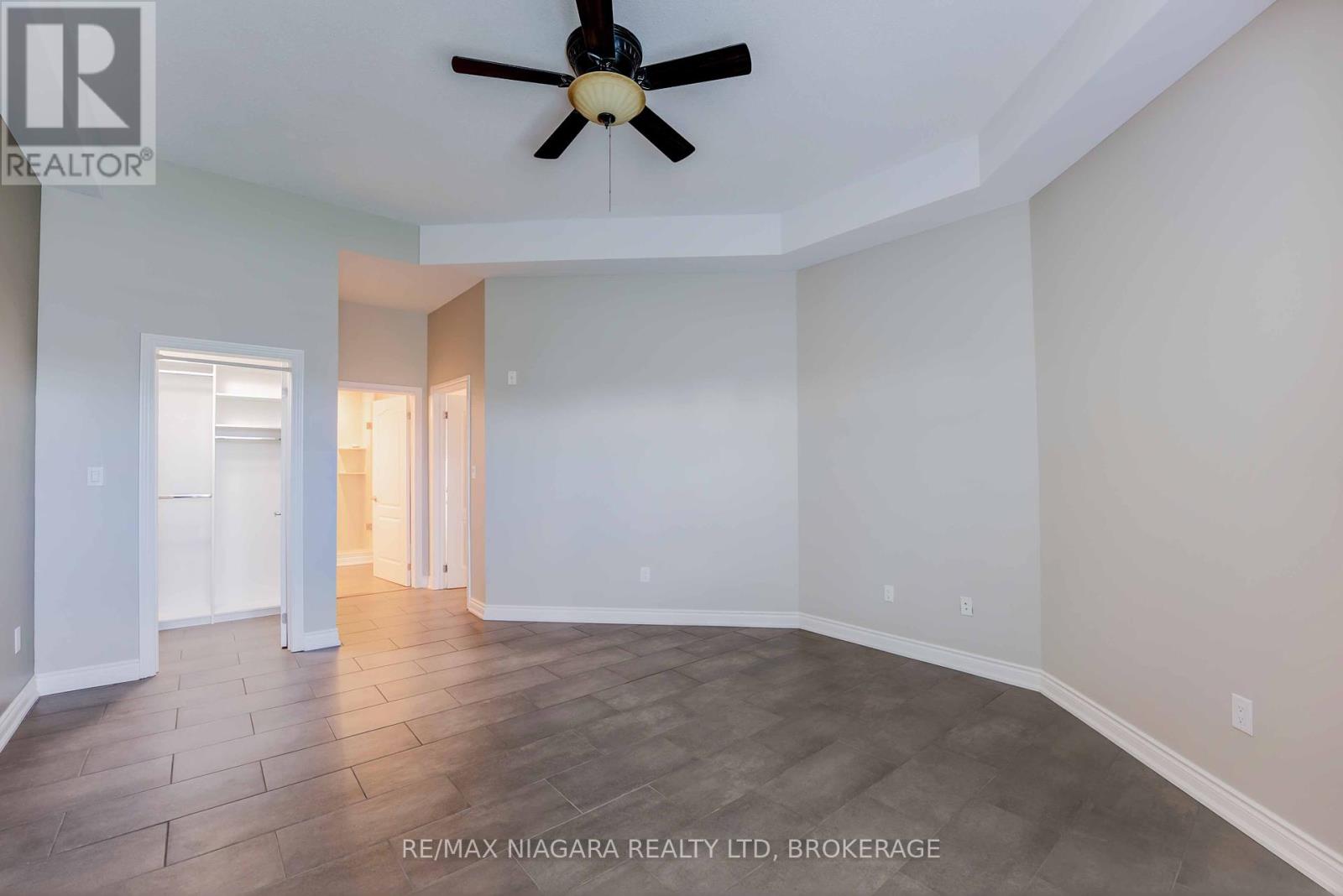 127 - 8111 Forest Glen Drive, Niagara Falls (Mt. Carmel), Ontario  L2H 2Y7 - Photo 27 - X12393085