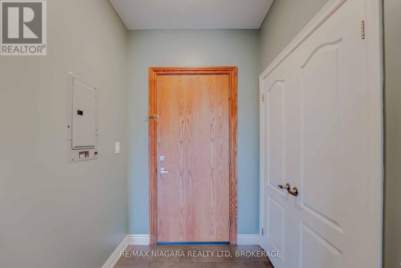 127 - 8111 Forest Glen Drive, Niagara Falls (Mt. Carmel), Ontario  L2H 2Y7 - Photo 29 - X12393085