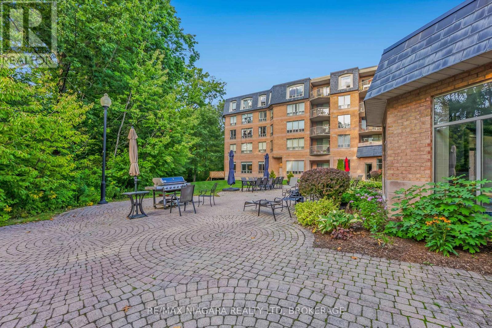 127 - 8111 Forest Glen Drive, Niagara Falls (Mt. Carmel), Ontario  L2H 2Y7 - Photo 39 - X12393085