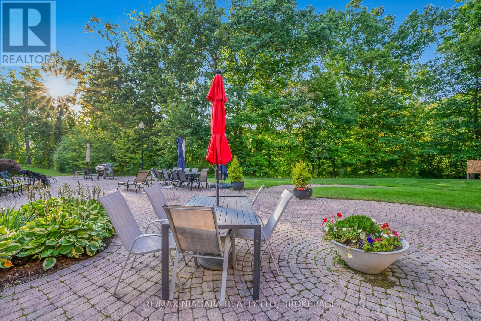 127 - 8111 Forest Glen Drive, Niagara Falls (Mt. Carmel), Ontario  L2H 2Y7 - Photo 40 - X12393085
