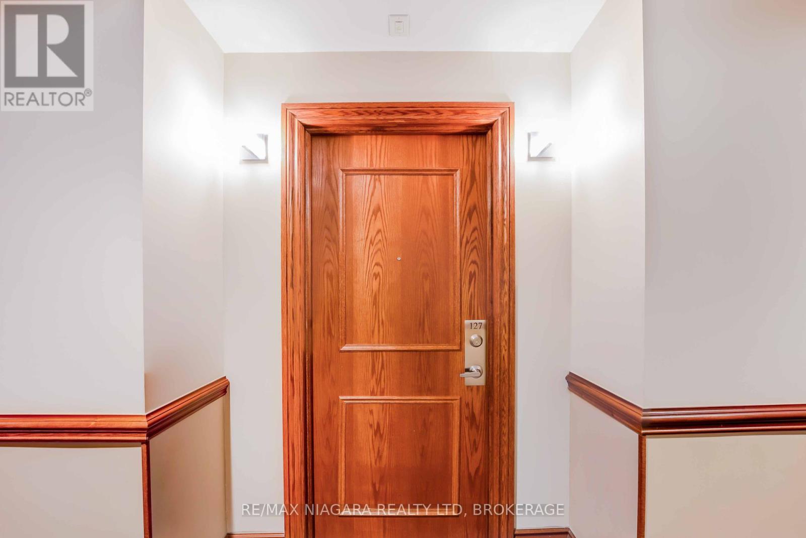 127 - 8111 Forest Glen Drive, Niagara Falls (Mt. Carmel), Ontario  L2H 2Y7 - Photo 6 - X12393085