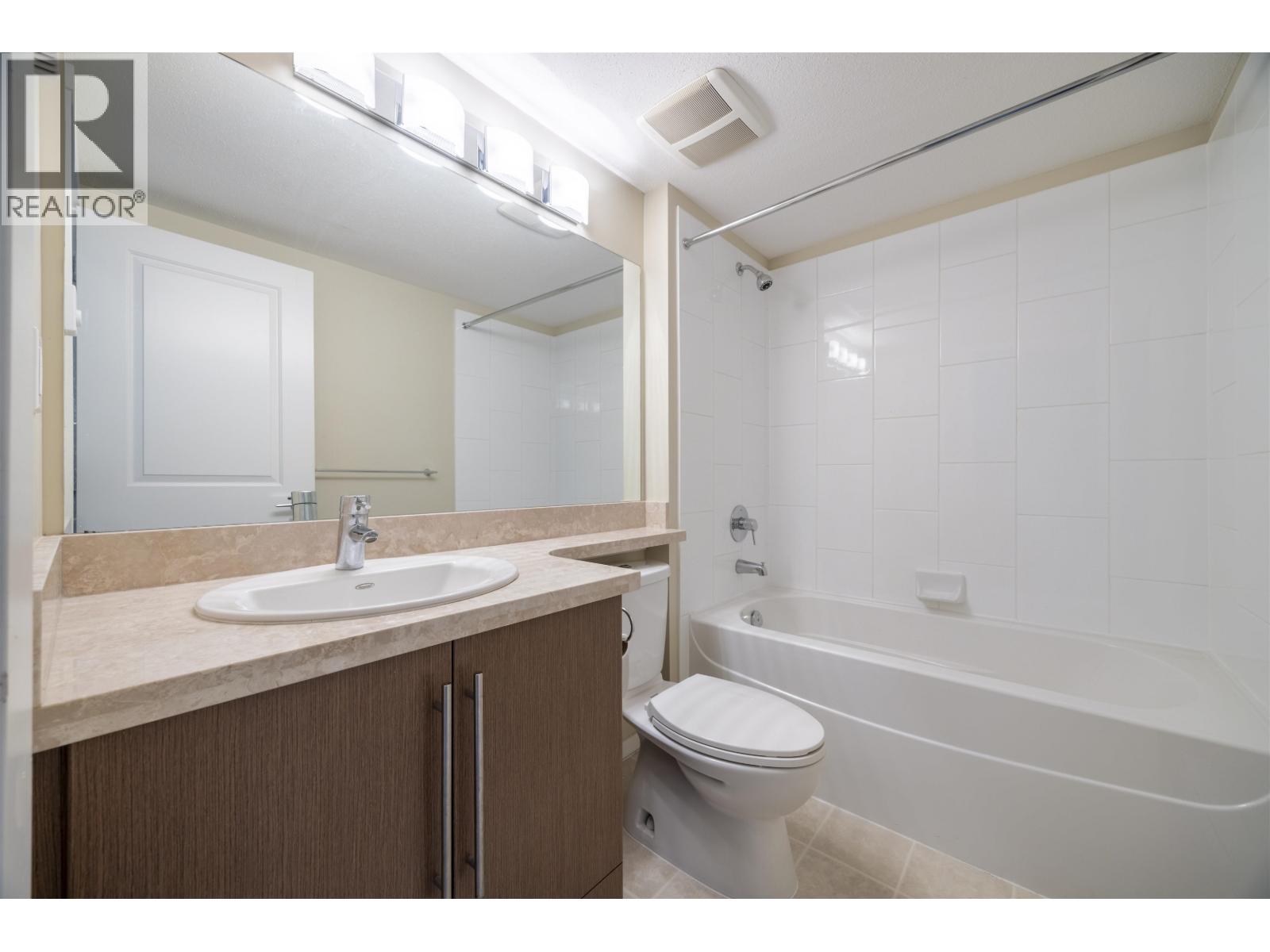 112 1125 Kensal Place, Coquitlam, British Columbia  V3B 0G3 - Photo 29 - R3046024