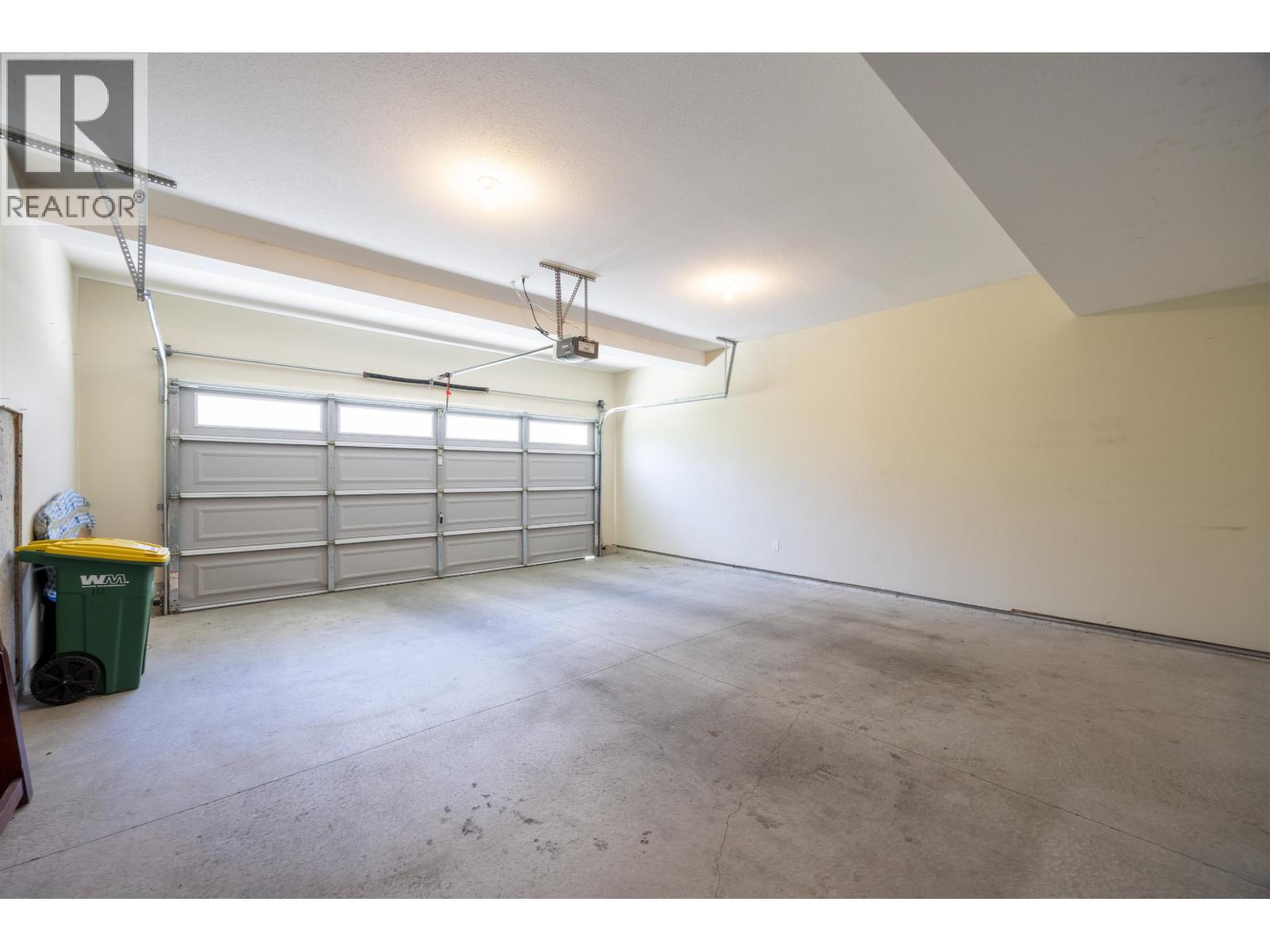 112 1125 Kensal Place, Coquitlam, British Columbia  V3B 0G3 - Photo 34 - R3046024