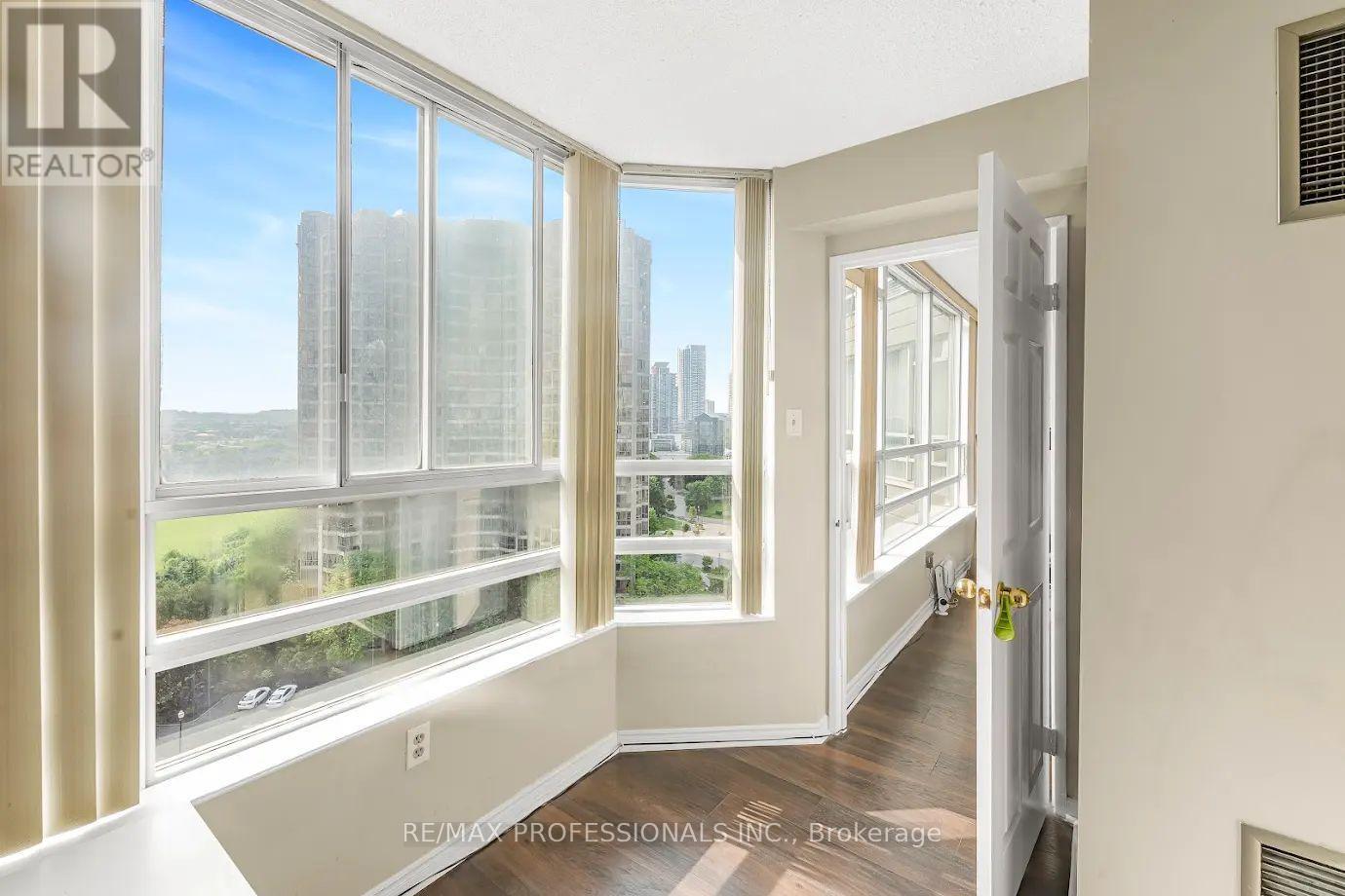 1502 - 50 Kingsbridge Garden Circle, Mississauga, Ontario  L5R 1Y2 - Photo 15 - W12393075