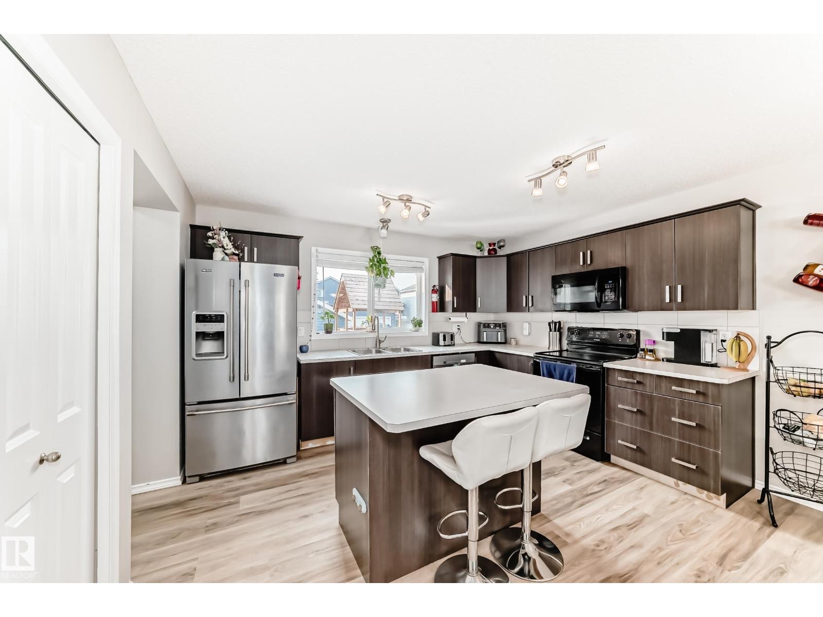 398 Simmonds Wy, Leduc, Alberta  T9E 0T9 - Photo 7 - E4456963