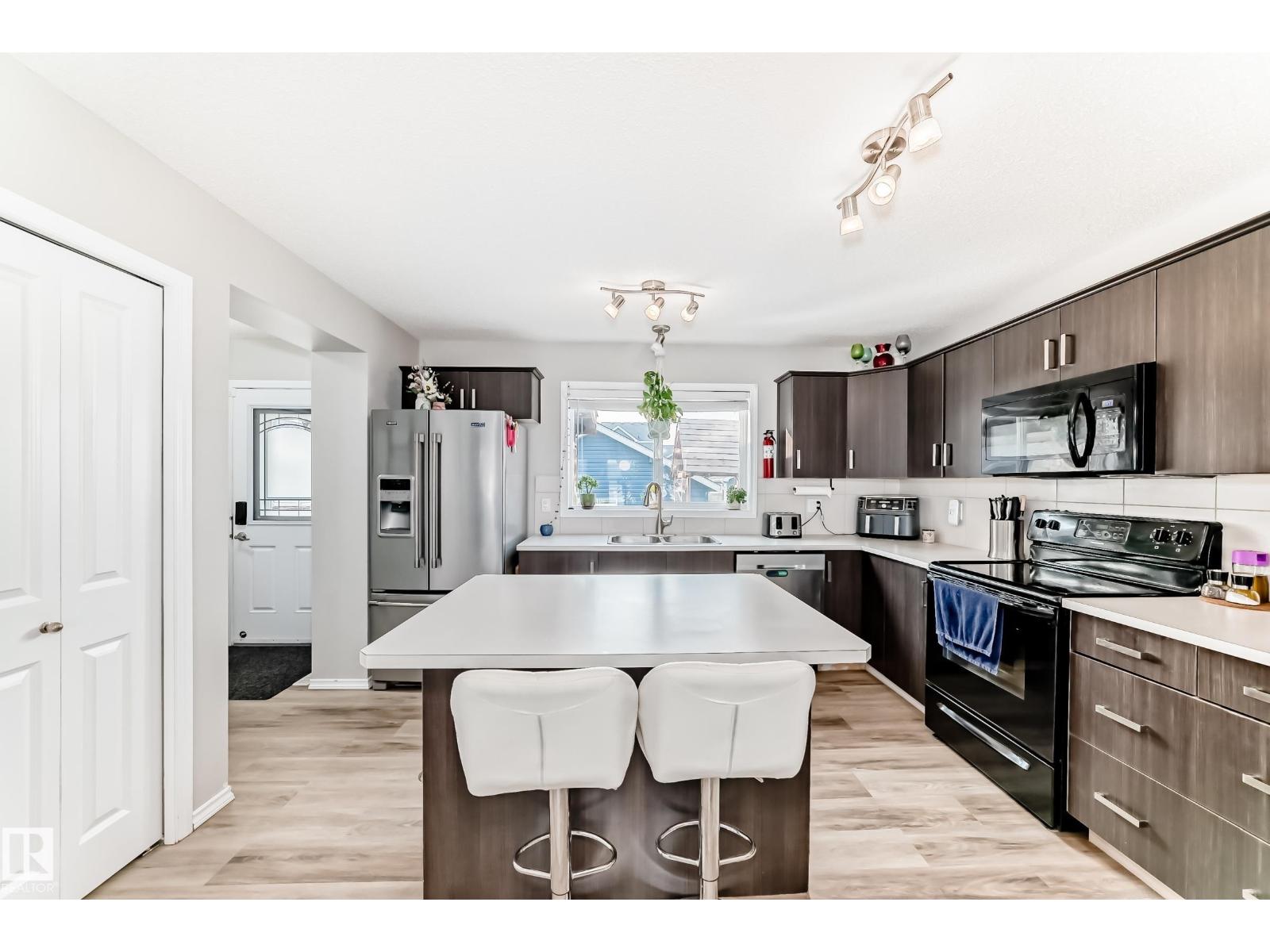 398 Simmonds Wy, Leduc, Alberta  T9E 0T9 - Photo 8 - E4456963