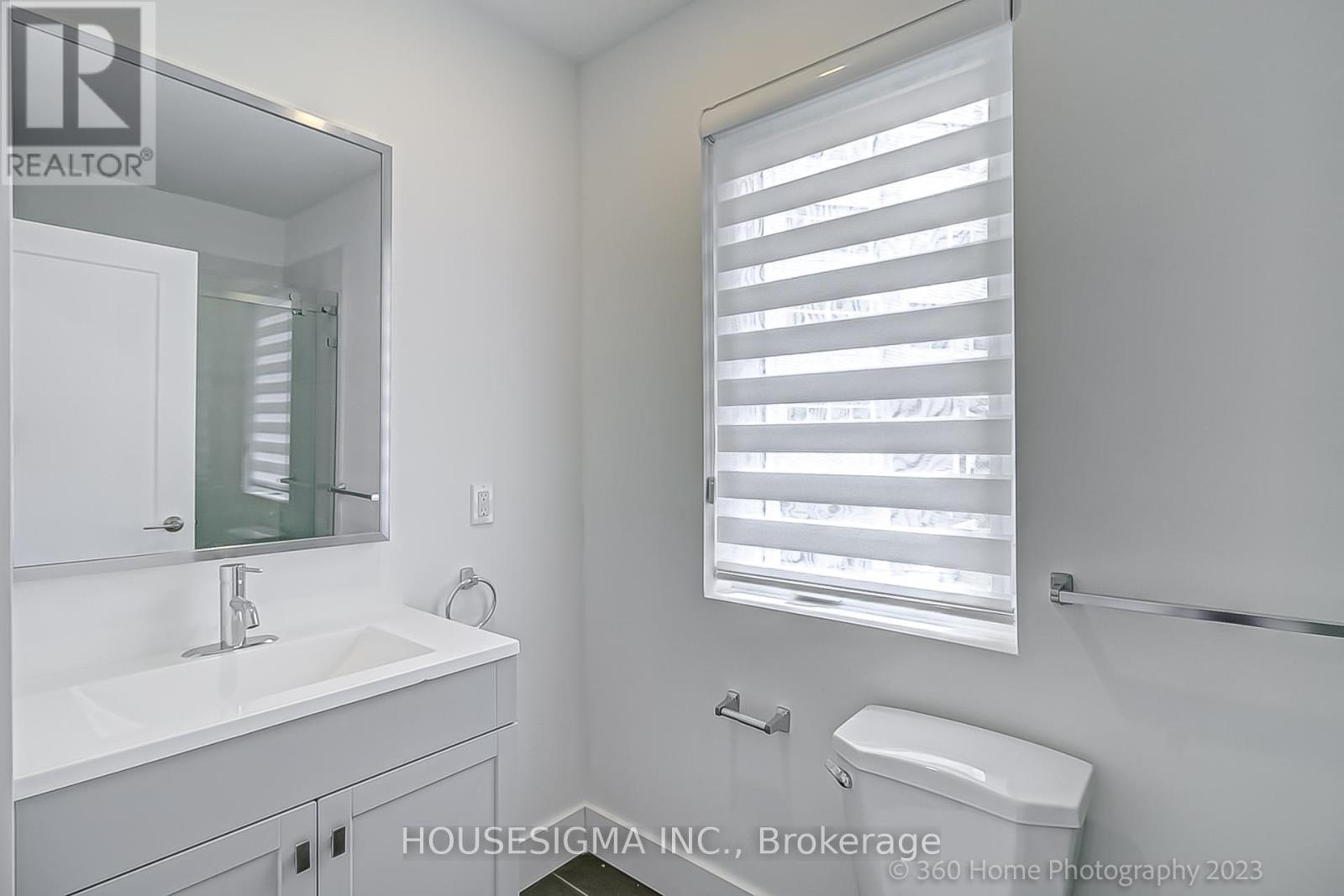 Laneway - 104 Pembroke Street, Toronto, Ontario  M5A 2N8 - Photo 17 - C12393091