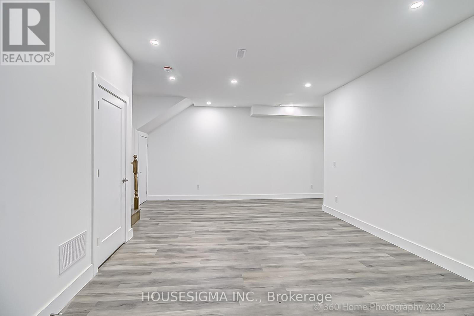 Laneway - 104 Pembroke Street, Toronto, Ontario  M5A 2N8 - Photo 21 - C12393091