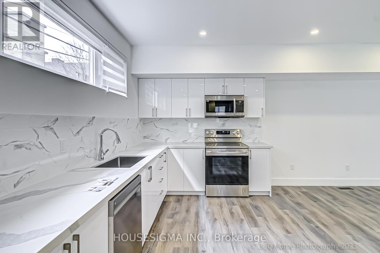 Laneway - 104 Pembroke Street, Toronto, Ontario  M5A 2N8 - Photo 6 - C12393091