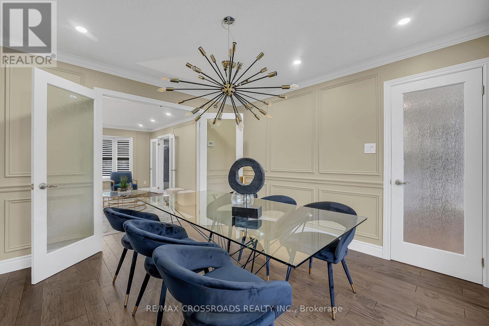 75 Barr Crescent, Brampton, Ontario  L6Z 3E3 - Photo 11 - W12392095