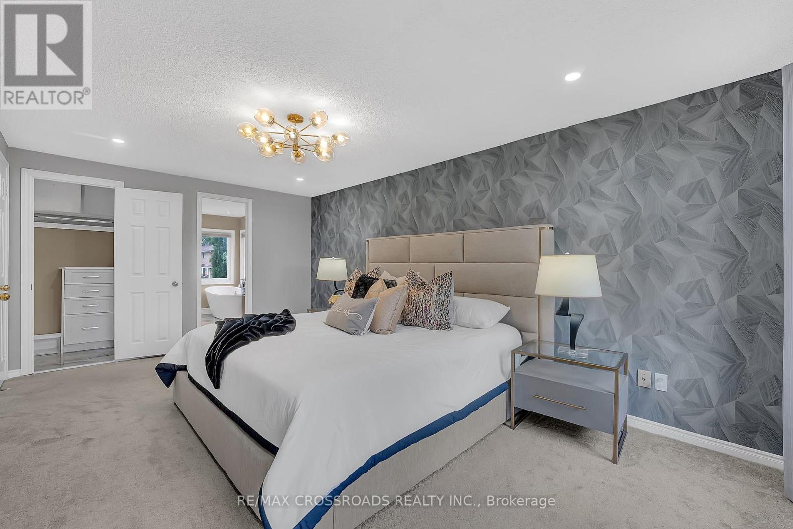 75 Barr Crescent, Brampton, Ontario  L6Z 3E3 - Photo 22 - W12392095