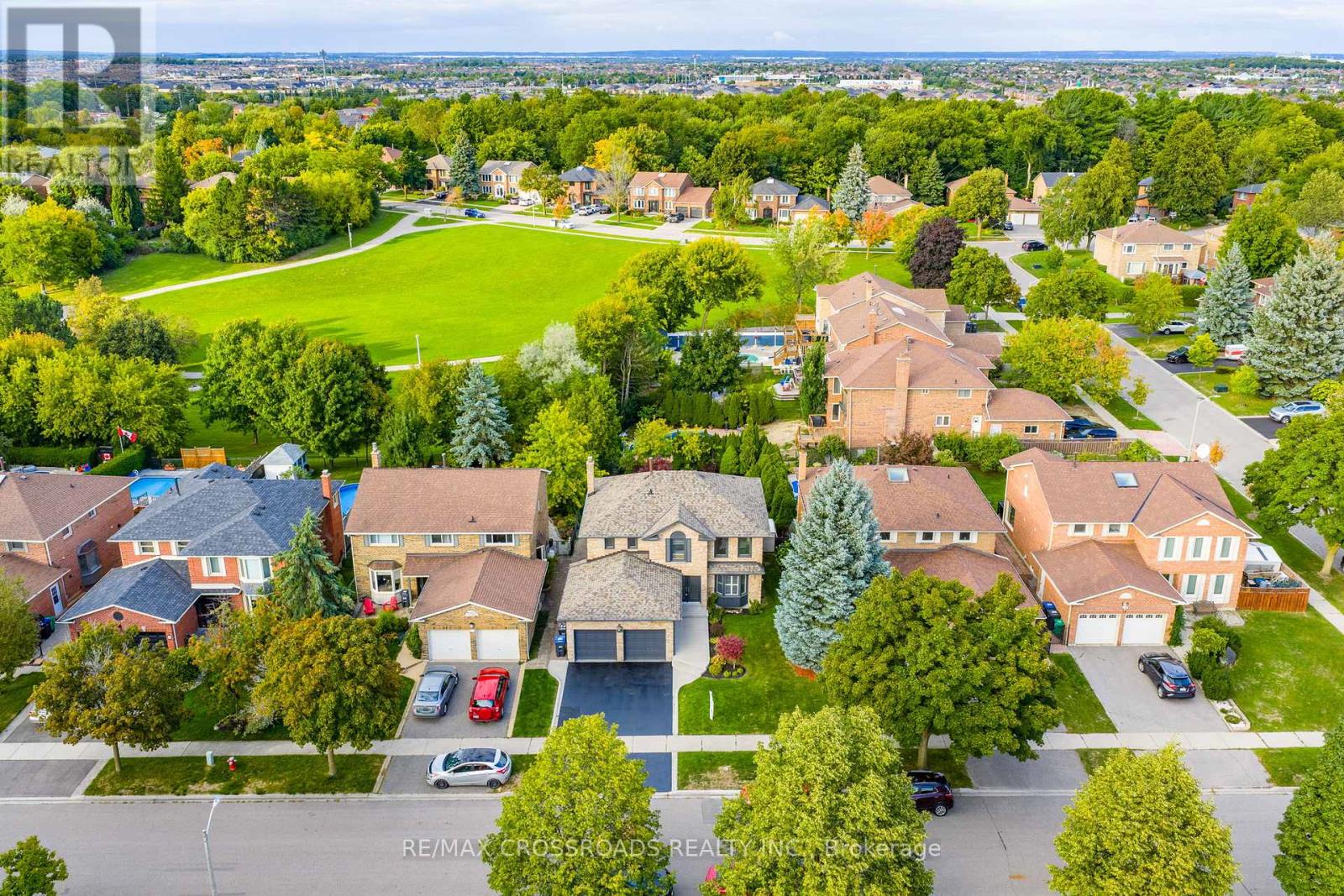 75 Barr Crescent, Brampton, Ontario  L6Z 3E3 - Photo 43 - W12392095