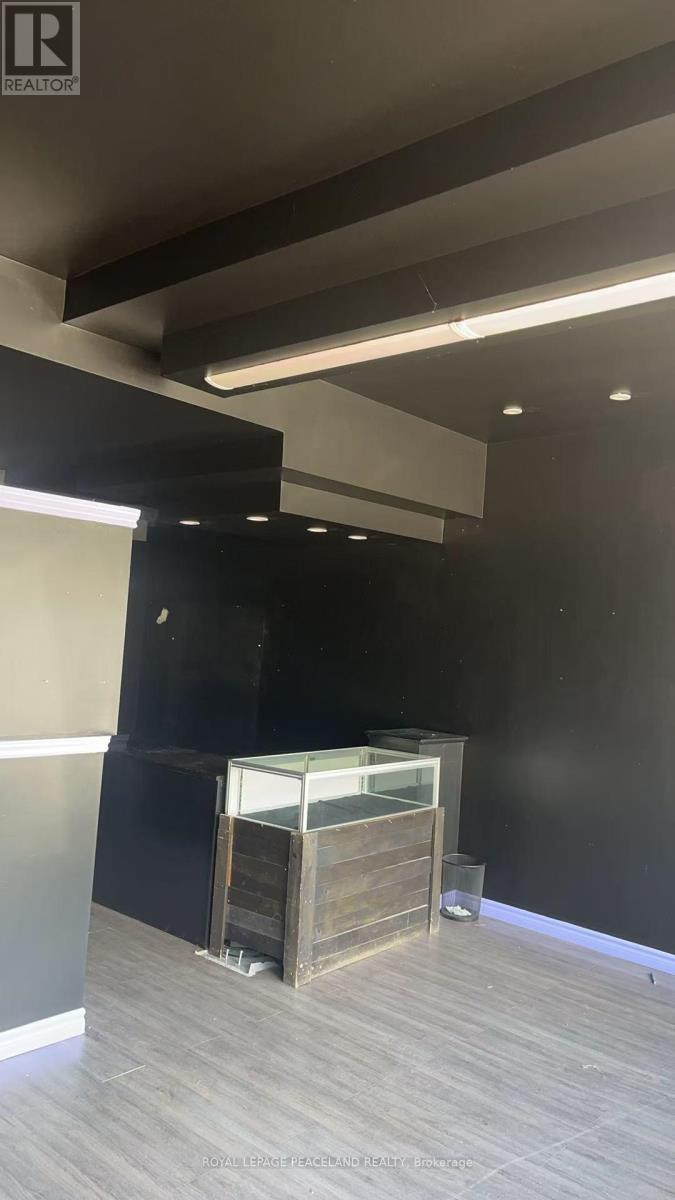 5 - 25 Metro Road S, Georgina, Ontario  L4P 1V7 - Photo 3 - N12393083