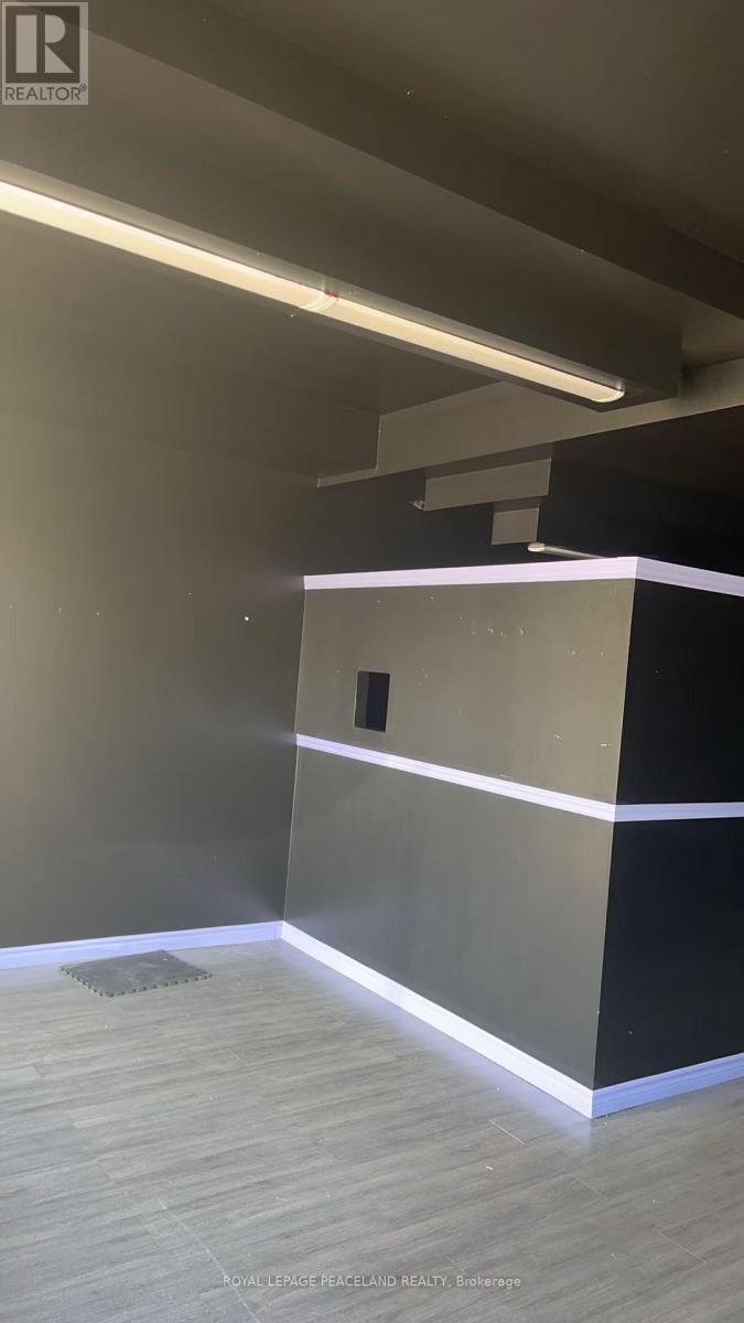 5 - 25 Metro Road S, Georgina, Ontario  L4P 1V7 - Photo 4 - N12393083