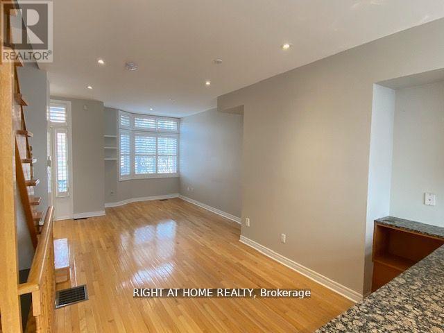 36 Michael Power Place, Toronto, Ontario  M9A 5G9 - Photo 5 - W12393094