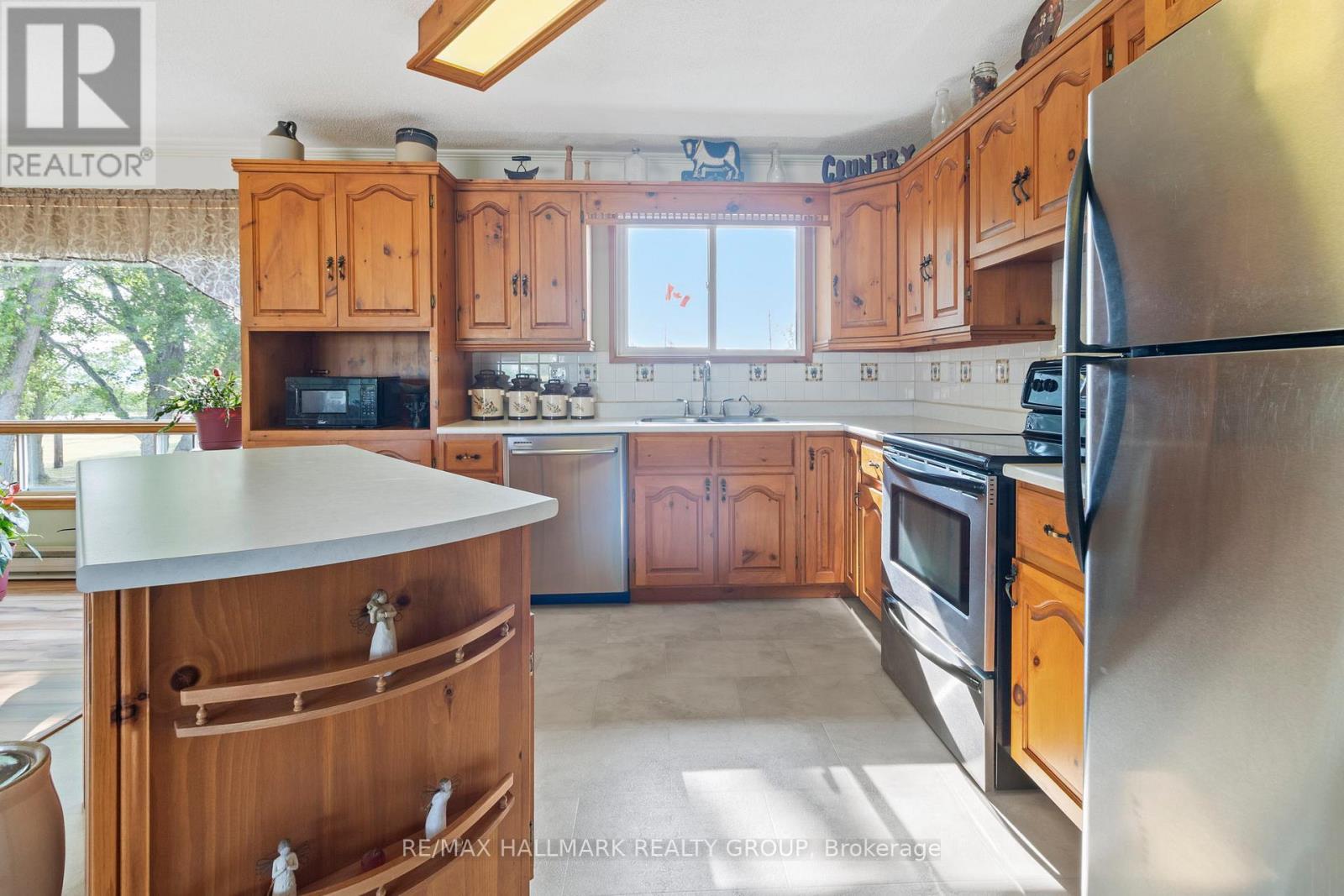 307 County Rd 5 Road, Front Of Yonge, Ontario  K0E 1R0 - Photo 15 - X12393109