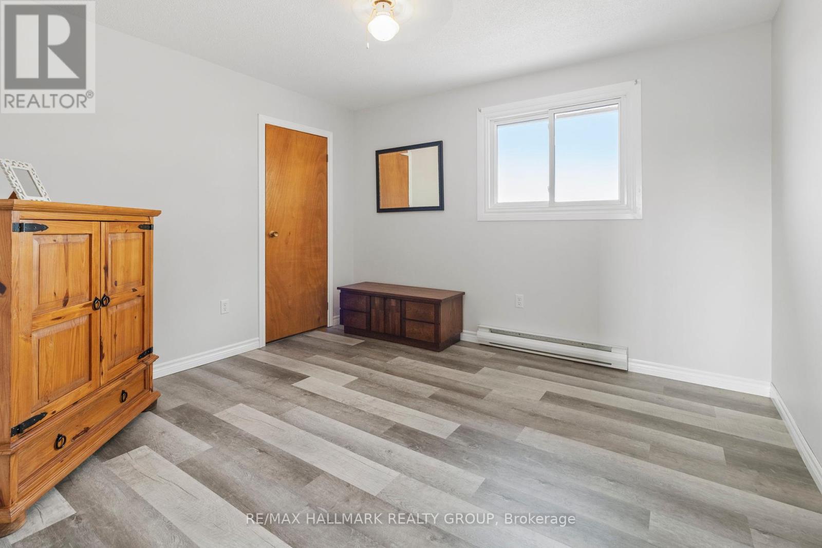 307 County Rd 5 Road, Front Of Yonge, Ontario  K0E 1R0 - Photo 22 - X12393109