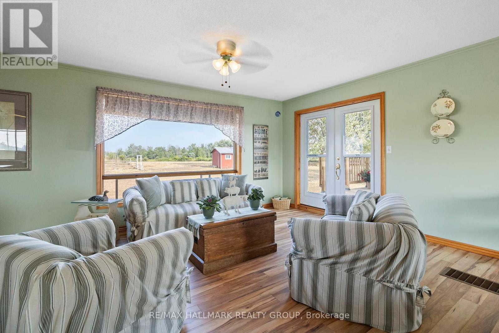307 County Rd 5 Road, Front Of Yonge, Ontario  K0E 1R0 - Photo 8 - X12393109