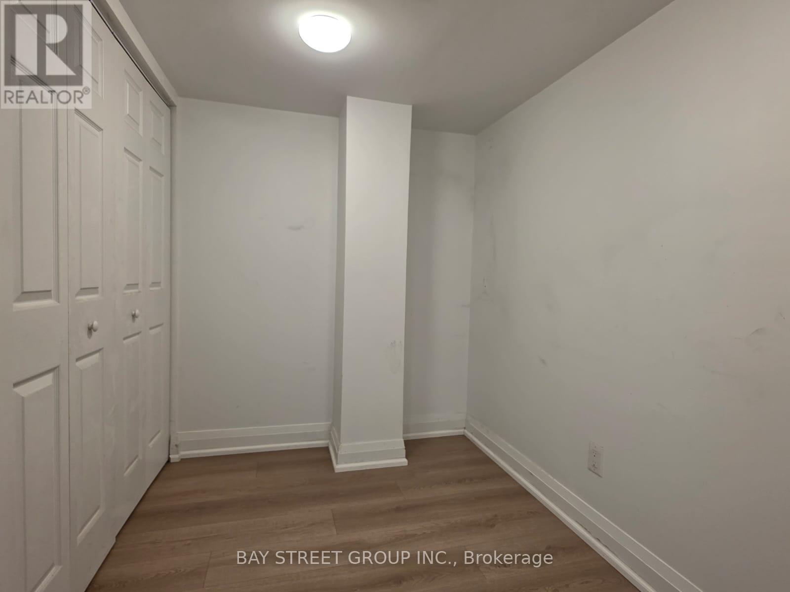 1305 - 65 Harbour Square, Toronto, Ontario  M5J 2L4 - Photo 8 - C12392531