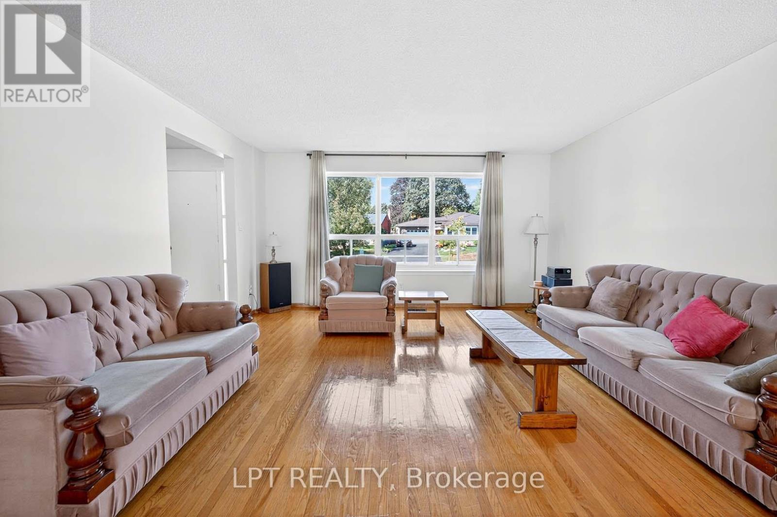 49 Kentish Crescent, Toronto, Ontario  M1S 2Z3 - Photo 8 - E12389381