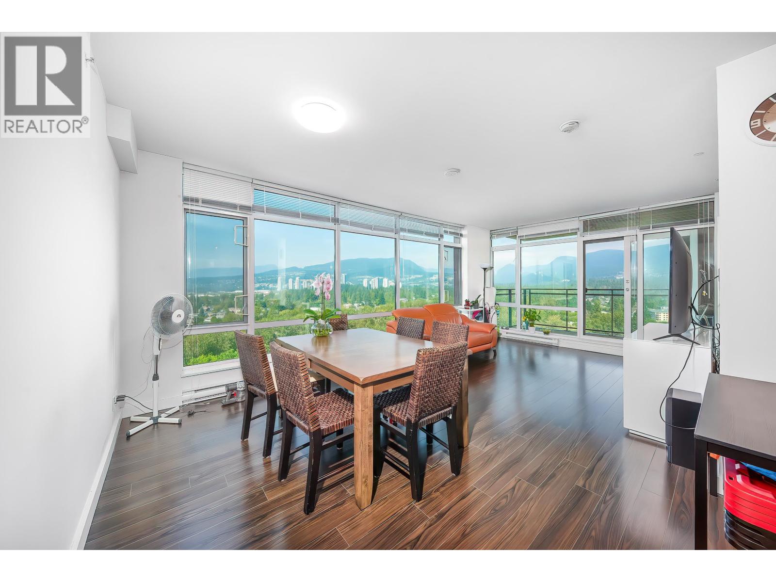 2203 2789 Shaughnessy Street, Port Coquitlam, British Columbia  V3C 0C3 - Photo 2 - R3045778