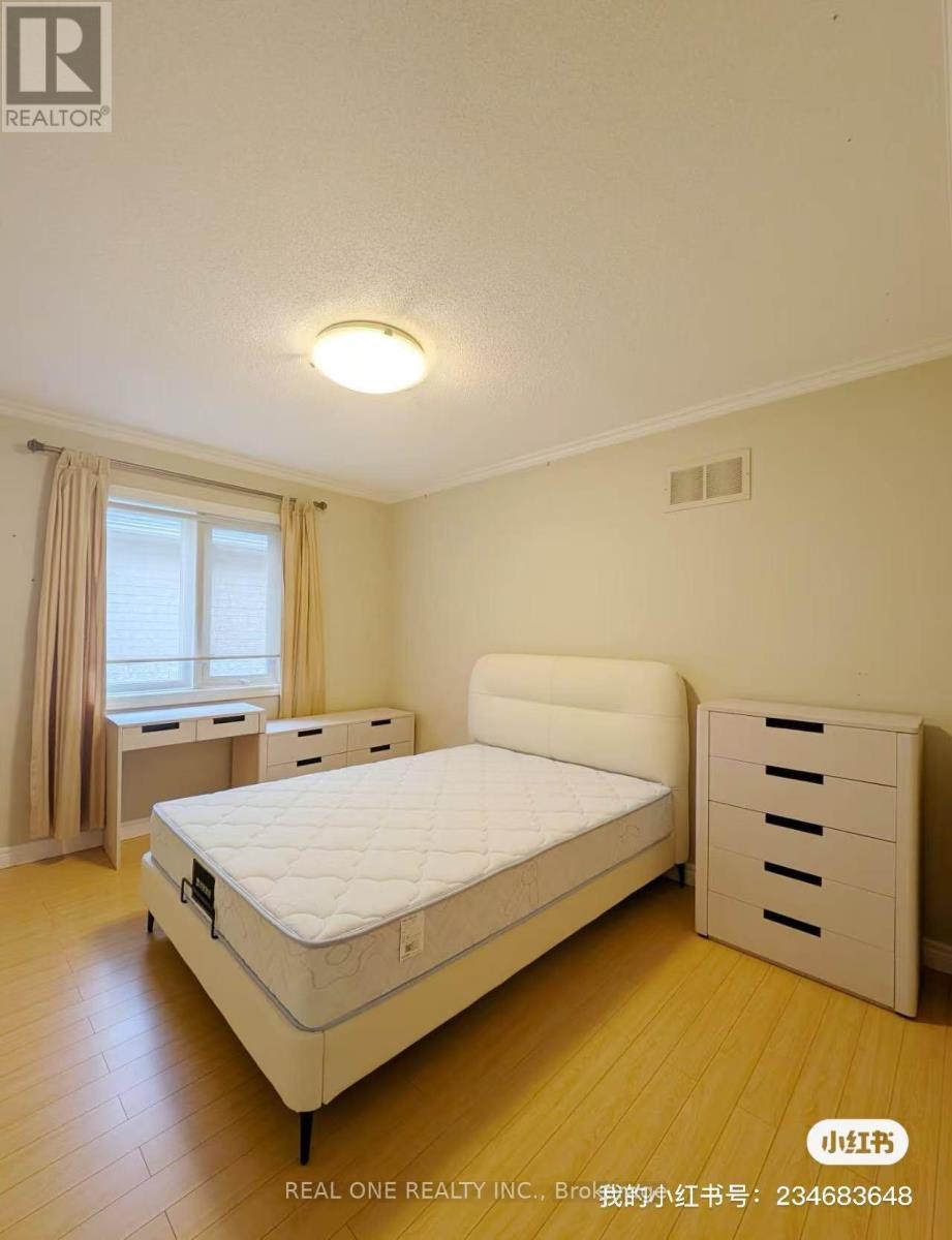 2 Bedrooms - 34 Edelweiss Avenue, Richmond Hill, Ontario  L4E 4L8 - Photo 6 - N12393102
