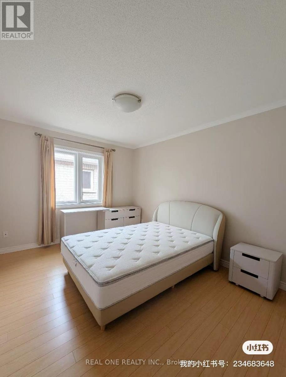 2 Bedrooms - 34 Edelweiss Avenue, Richmond Hill, Ontario  L4E 4L8 - Photo 7 - N12393102