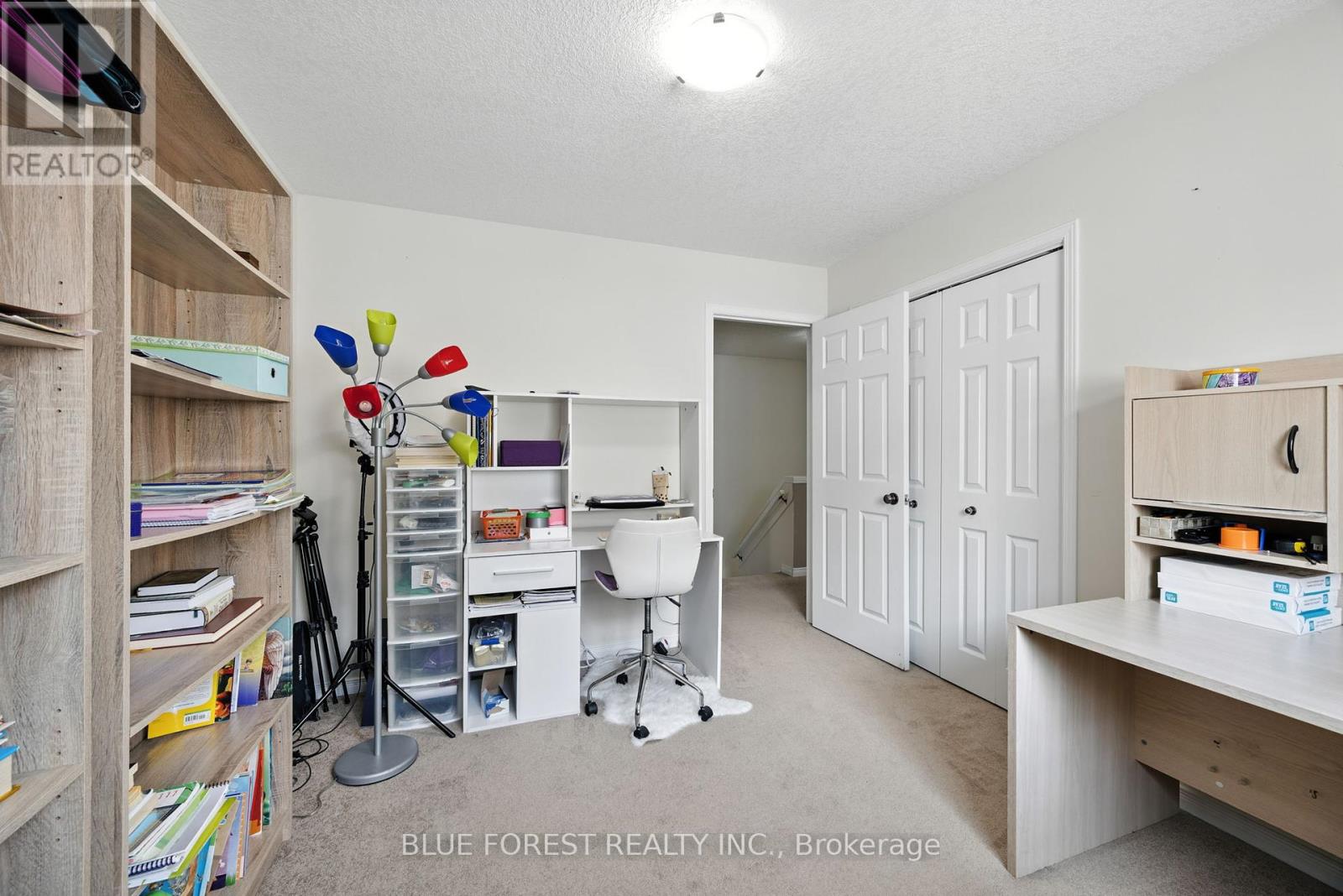 2087 Foxwood Avenue, London North (North S), Ontario  N6G 0C7 - Photo 17 - X12390781