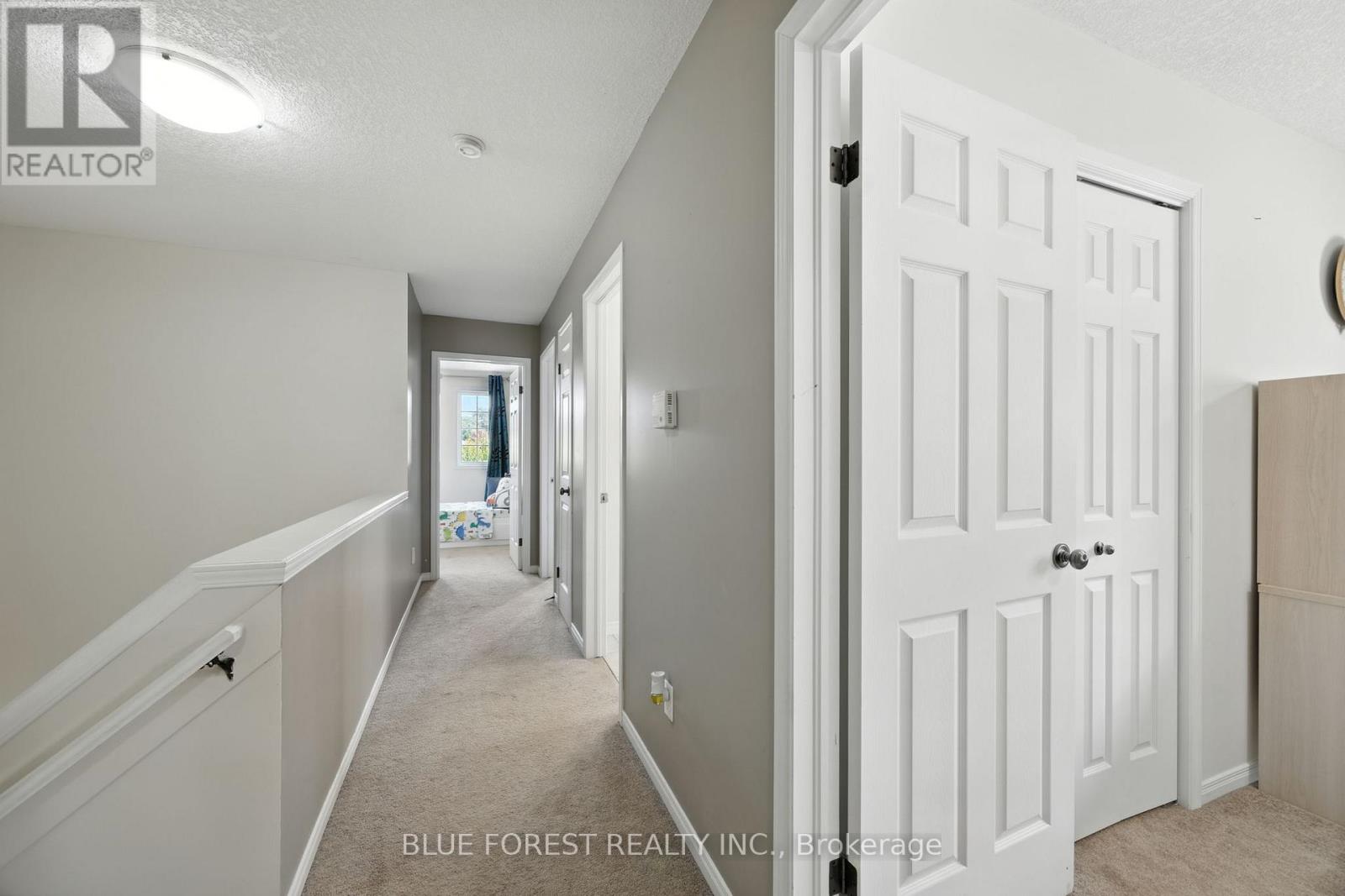 2087 Foxwood Avenue, London North (North S), Ontario  N6G 0C7 - Photo 15 - X12390781