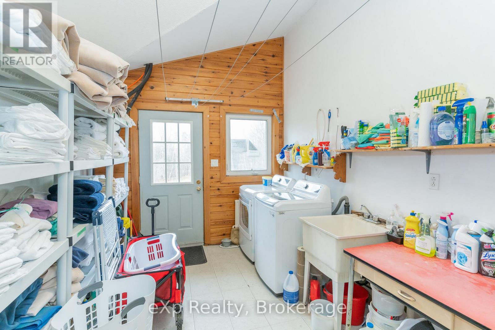 5333 Highway 124 Highway, Magnetawan, Ontario  P0A 1P0 - Photo 11 - X12393140