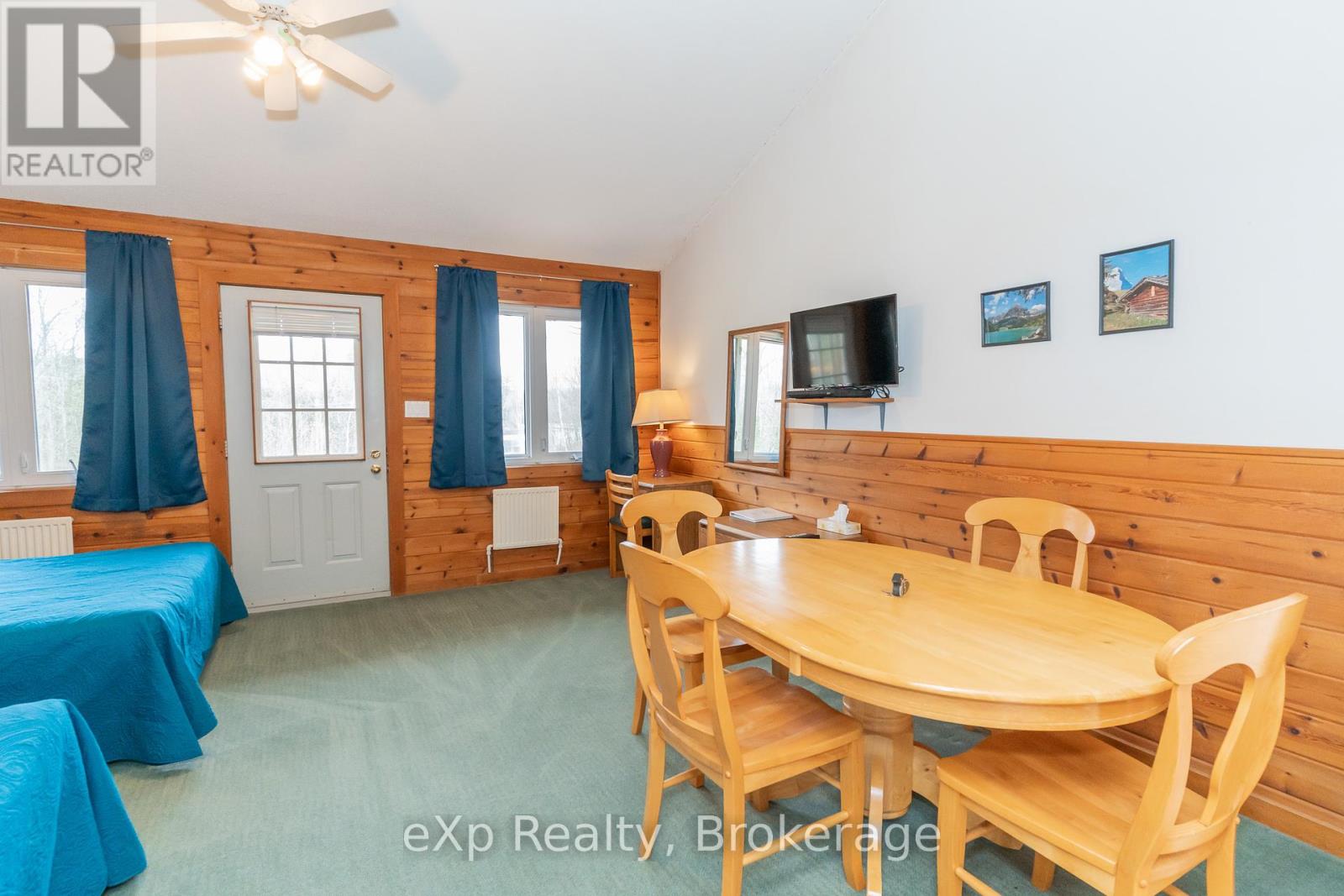 5333 Highway 124 Highway, Magnetawan, Ontario  P0A 1P0 - Photo 13 - X12393140
