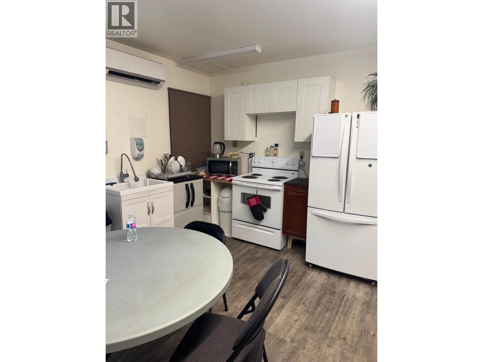 470 Beaver Lake Road Kelowna Photo 5