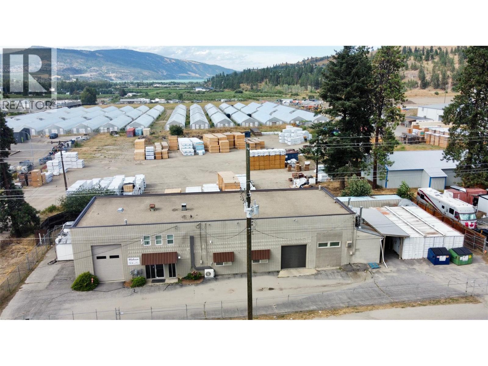 470 Beaver Lake Road Kelowna Photo 2