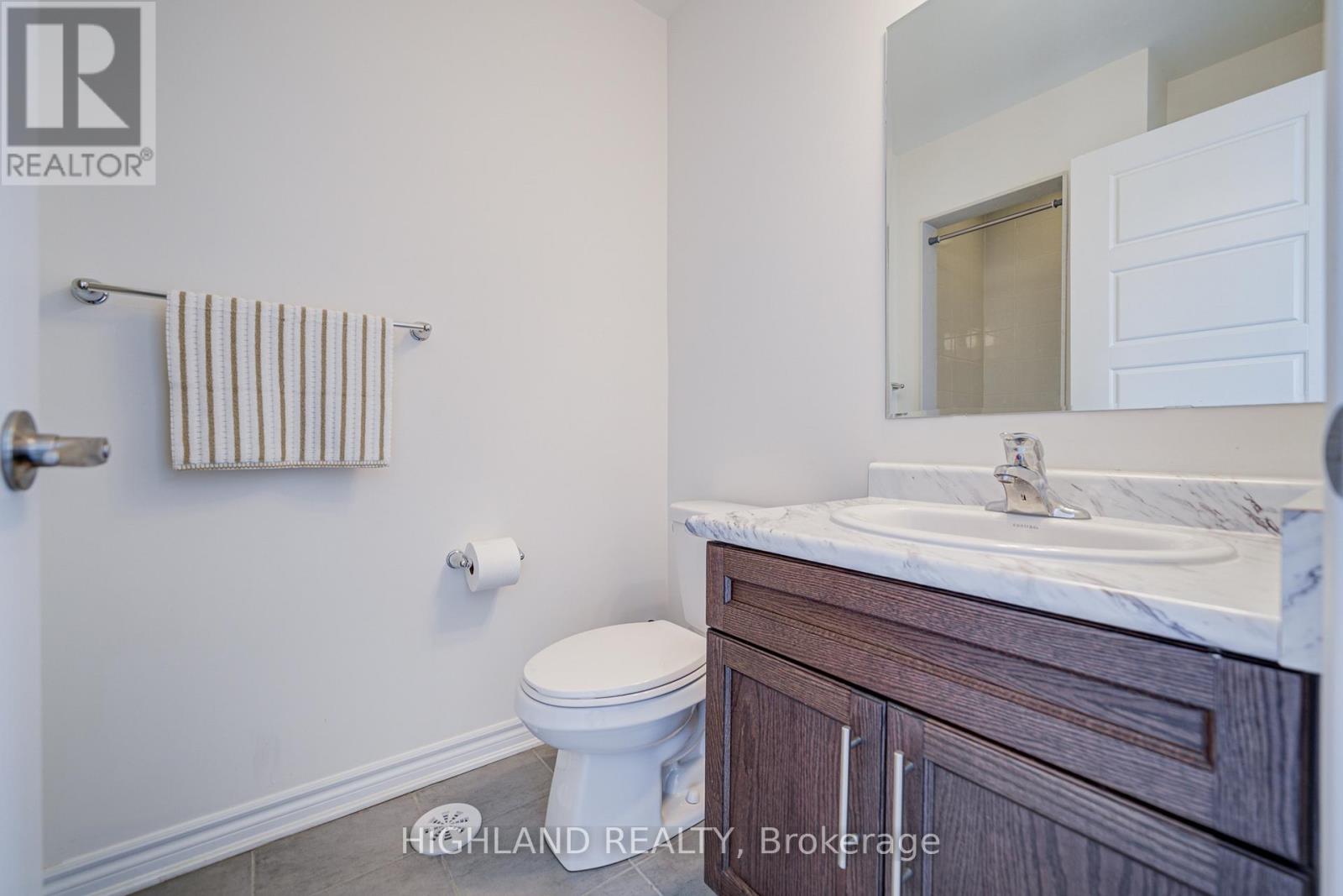 283 Murlock Heights, Milton, Ontario  L9E 1C2 - Photo 21 - W12393125