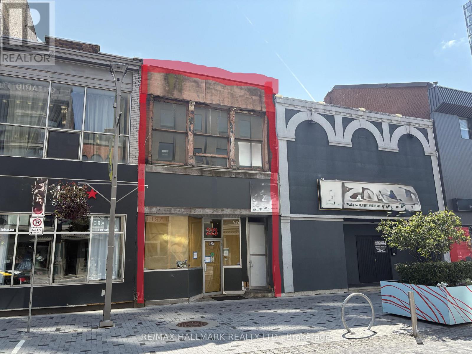 221-223 Dundas Street, London East (East K), Ontario  M6A 1H1 - Photo 1 - X12393101