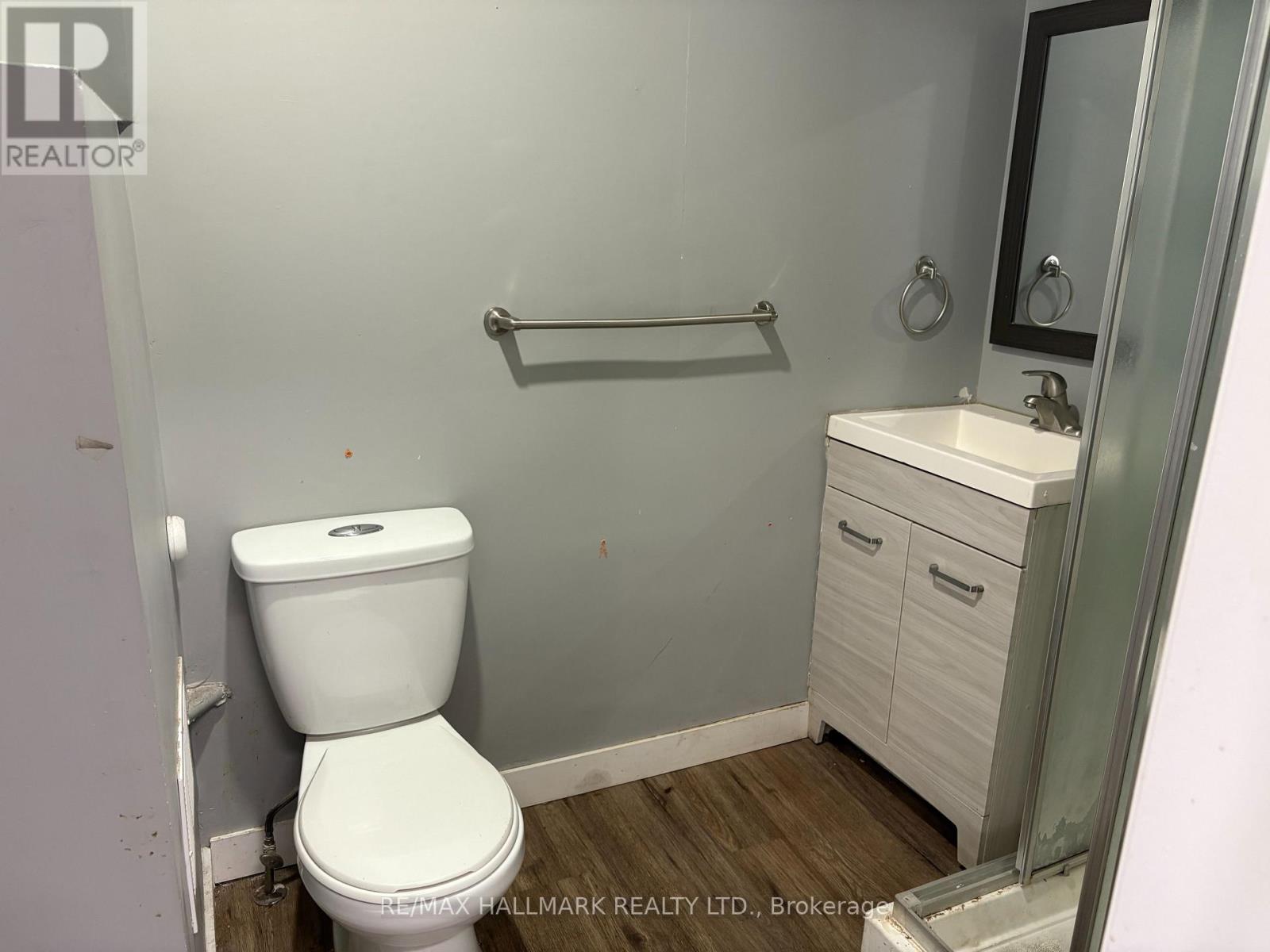 221-223 Dundas Street, London East (East K), Ontario  M6A 1H1 - Photo 10 - X12393101