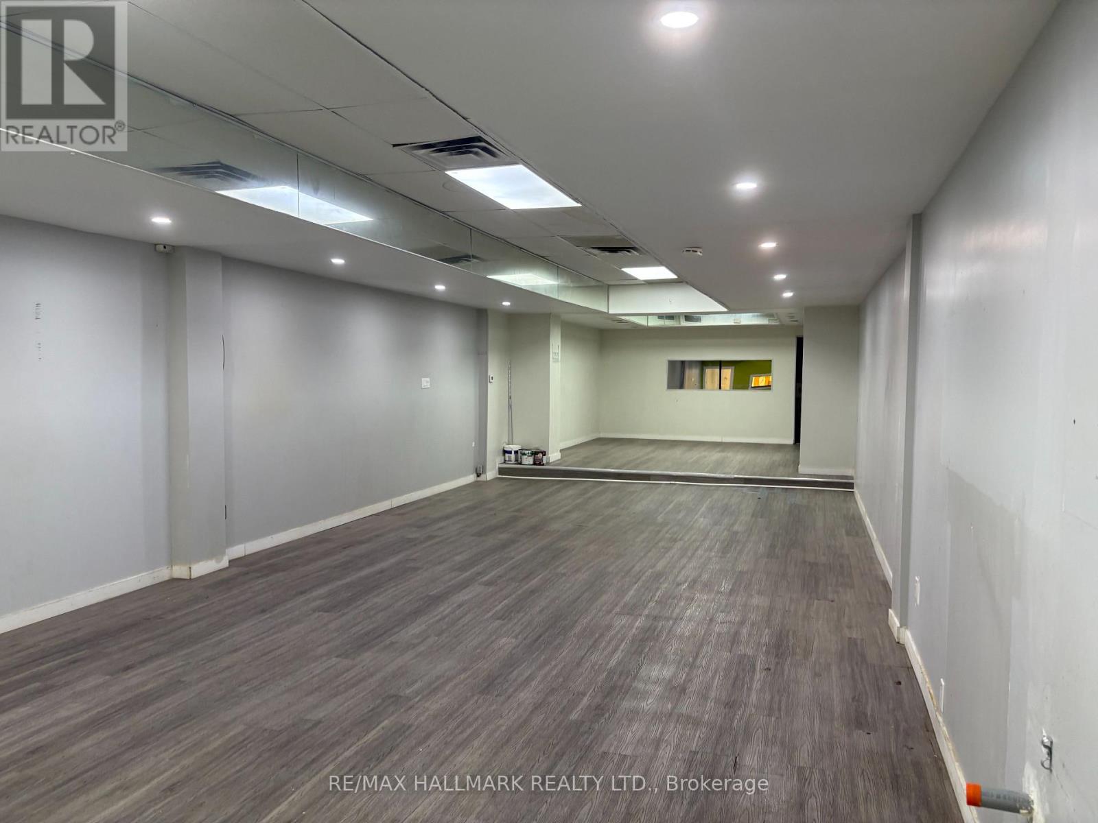 221-223 Dundas Street, London East (East K), Ontario  M6A 1H1 - Photo 3 - X12393101
