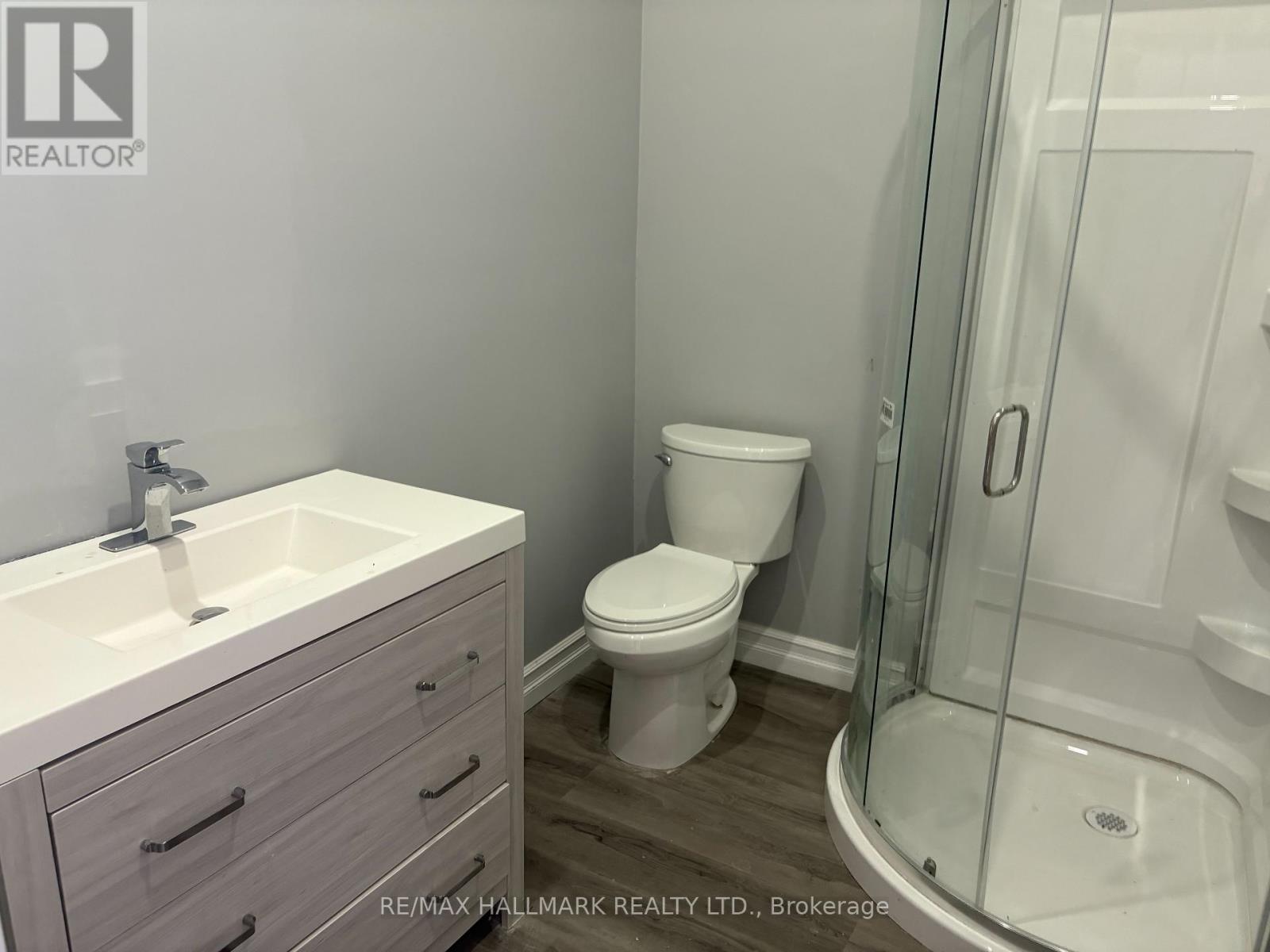 221-223 Dundas Street, London East (East K), Ontario  M6A 1H1 - Photo 6 - X12393101