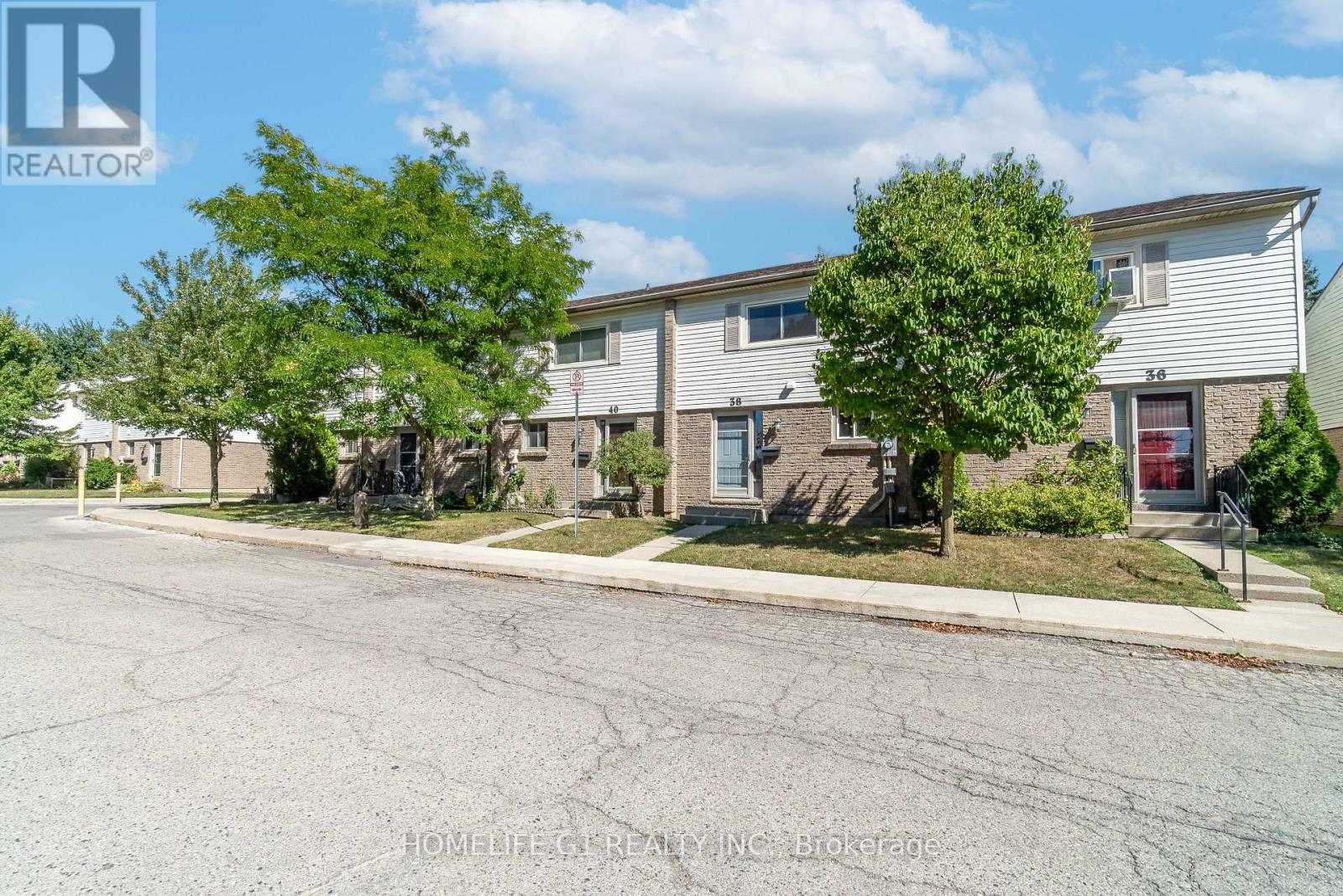 38 - 1600 Culver Drive, London East, Ontario  N5V 3H5 - Photo 2 - X12393114