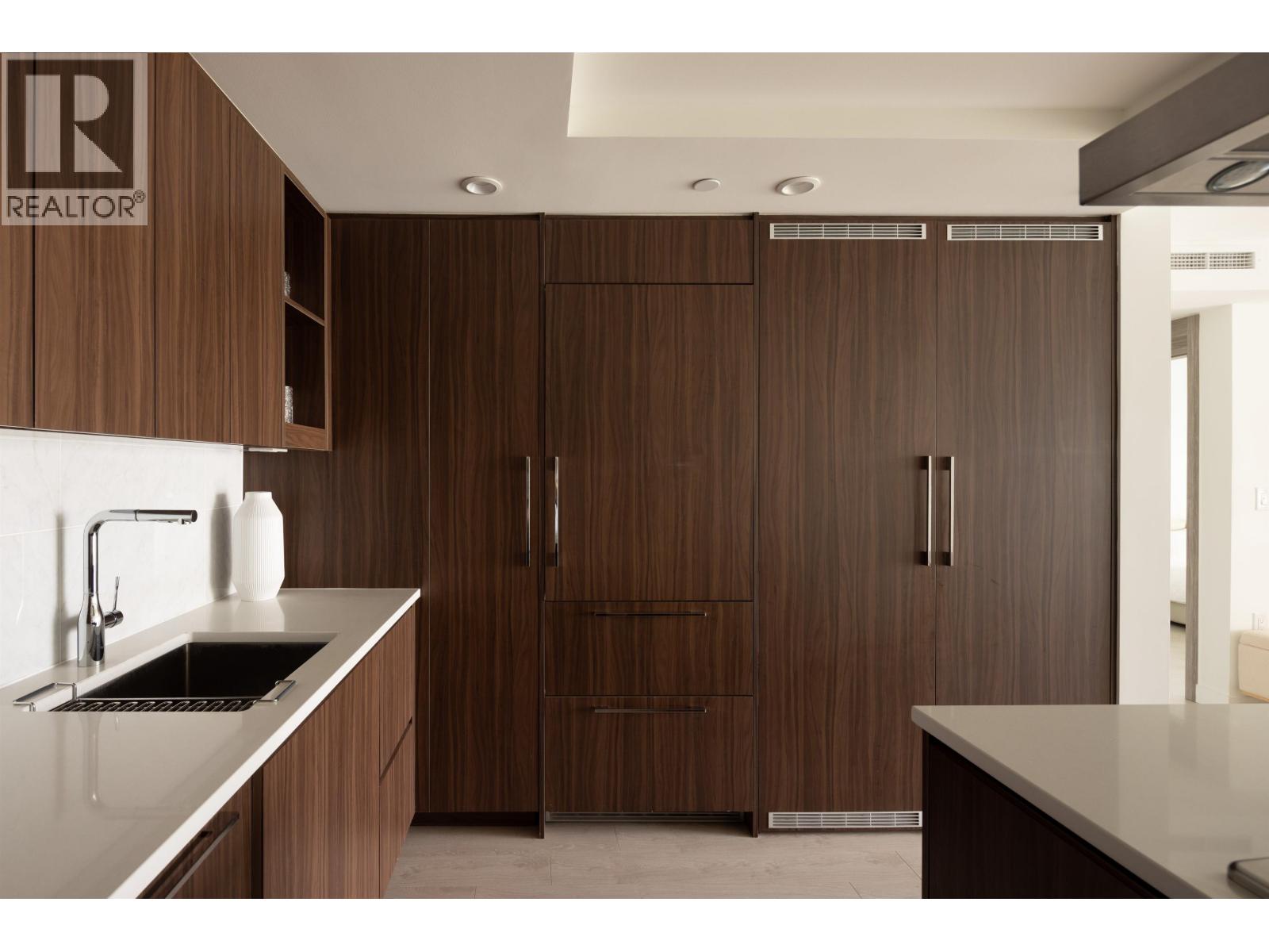 1013 1768 Cook Street, Vancouver, British Columbia  V5Y 0N3 - Photo 16 - R3046034