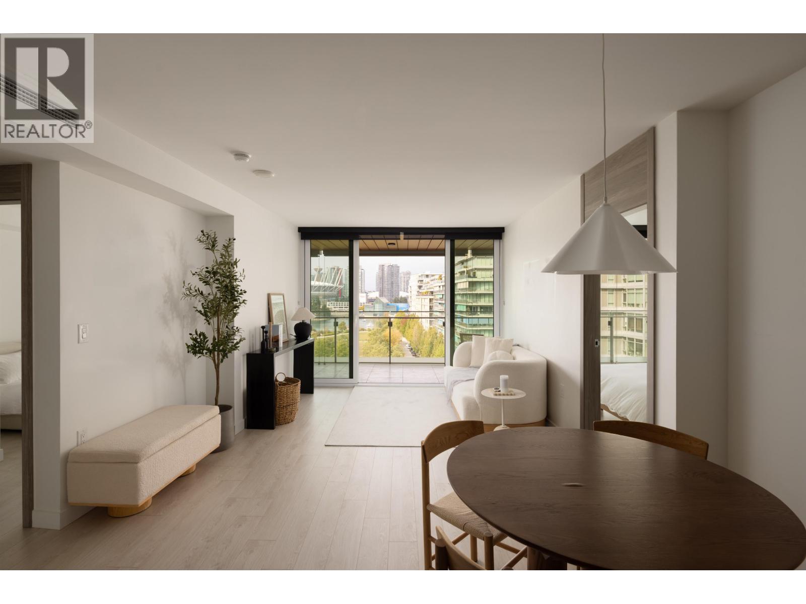 1013 1768 Cook Street, Vancouver, British Columbia  V5Y 0N3 - Photo 5 - R3046034