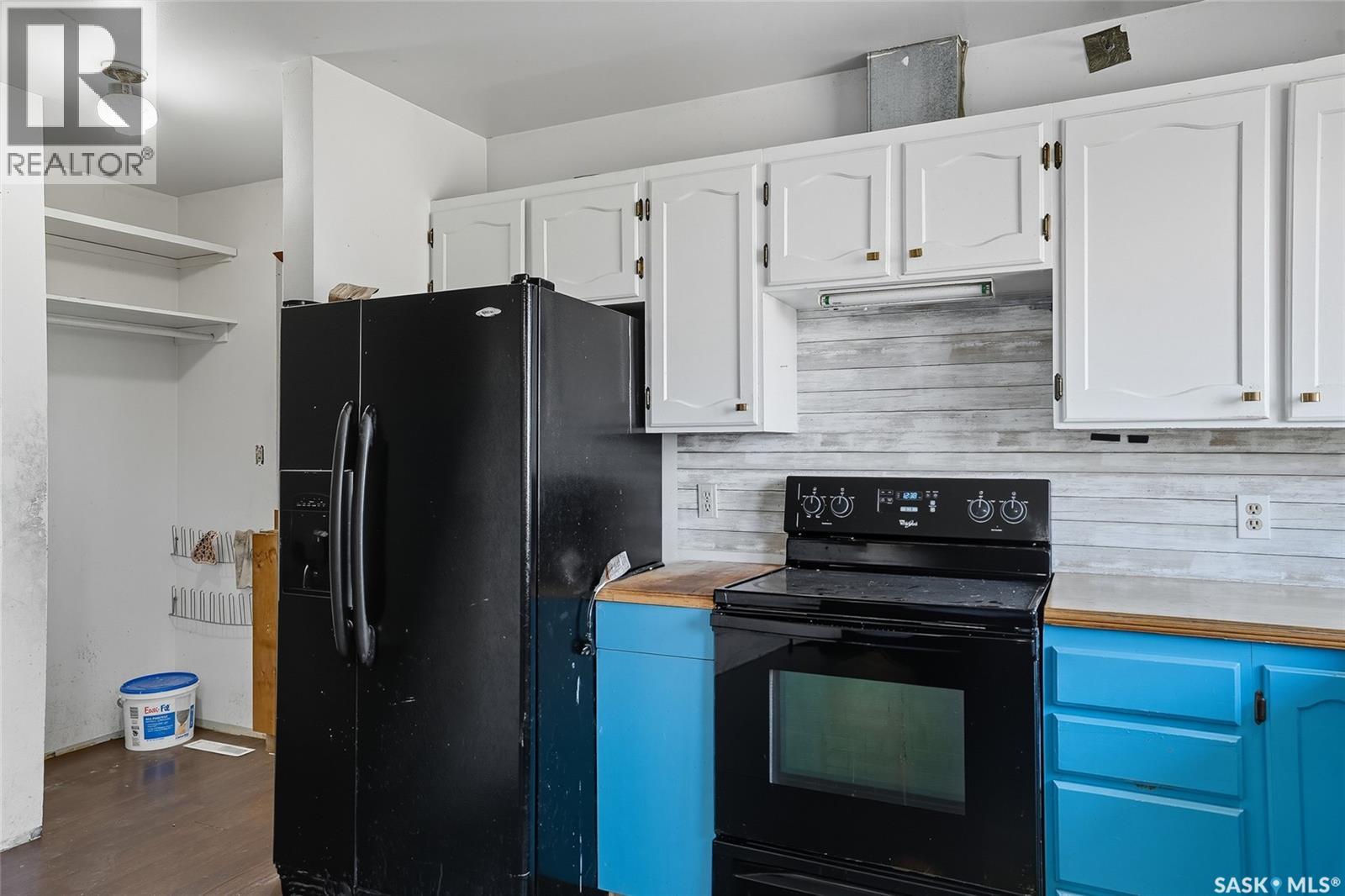 308 3rd Avenue, Young, Saskatchewan  S0K 4Y0 - Photo 12 - SK017803