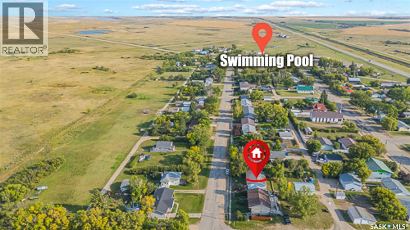 308 3rd Avenue, Young, Saskatchewan  S0K 4Y0 - Photo 4 - SK017803