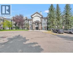 106, 2022 Canyon Meadows Drive Se Queensland, Calgary, Ca