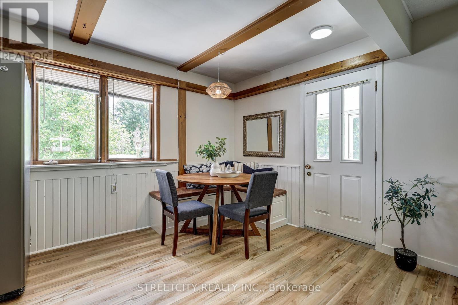 260 Tweedsmuir Avenue, London East, Ontario  N5W 1L3 - Photo 16 - X12388899