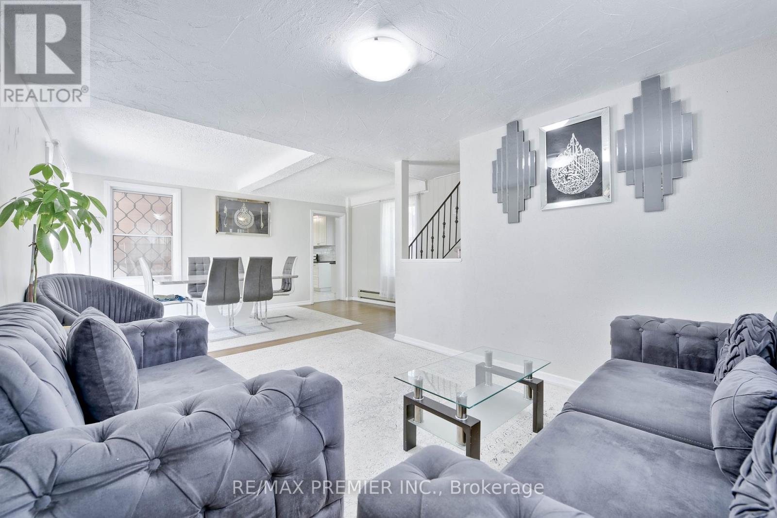 1 Edgebrook Drive, Toronto, Ontario  M9V 1E1 - Photo 31 - W12393132