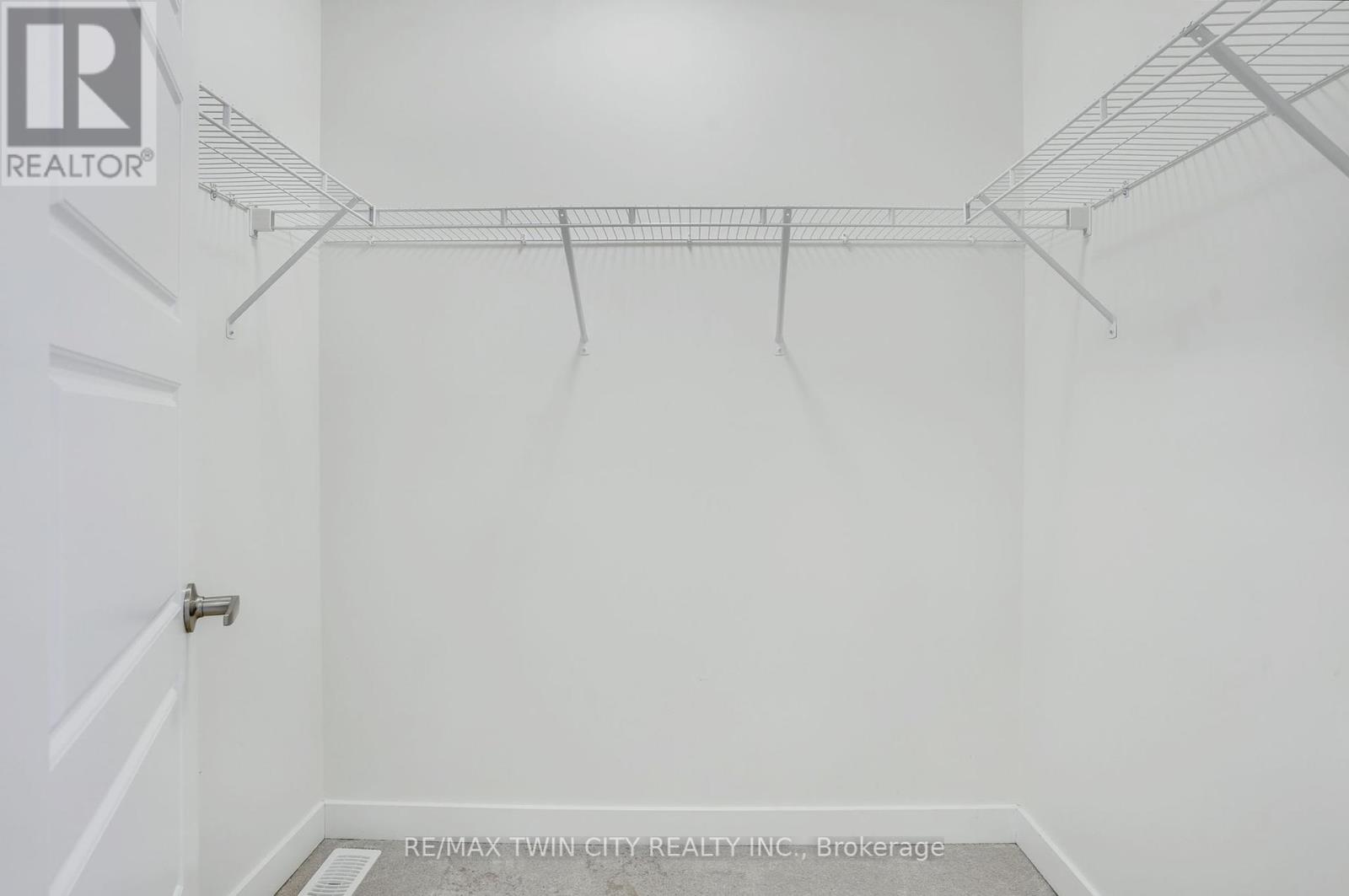 200 Wilmot Road, Brantford, Ontario  N3T 0W7 - Photo 26 - X12393138