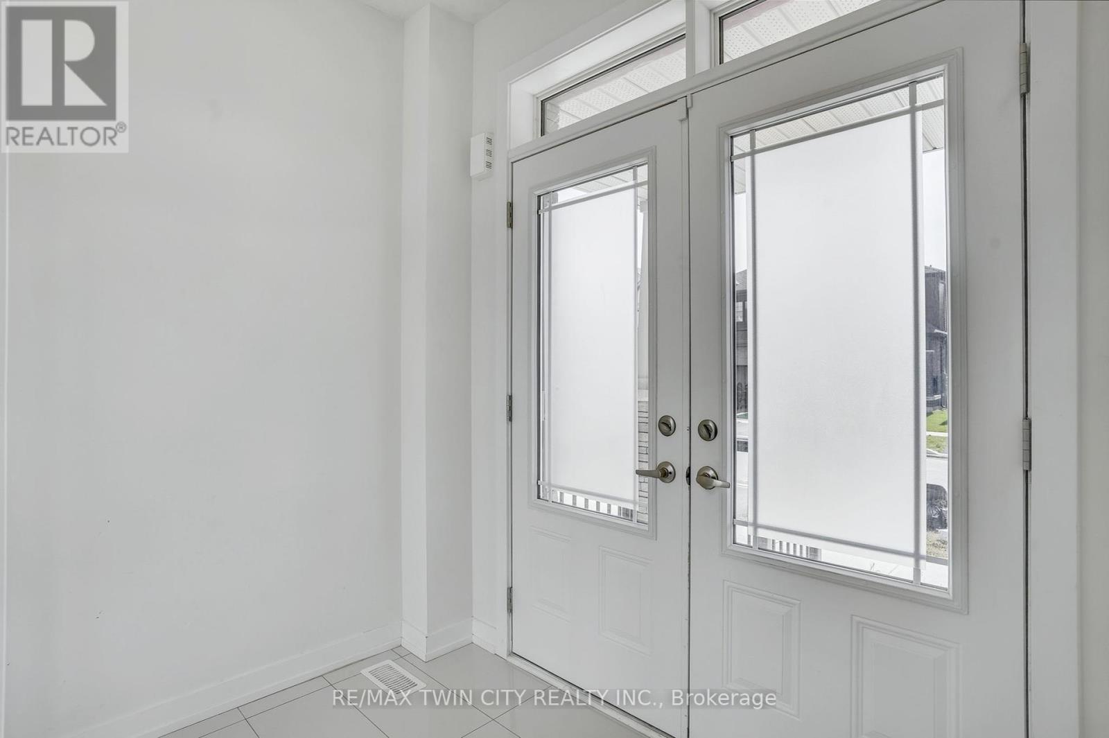 200 Wilmot Road, Brantford, Ontario  N3T 0W7 - Photo 6 - X12393138
