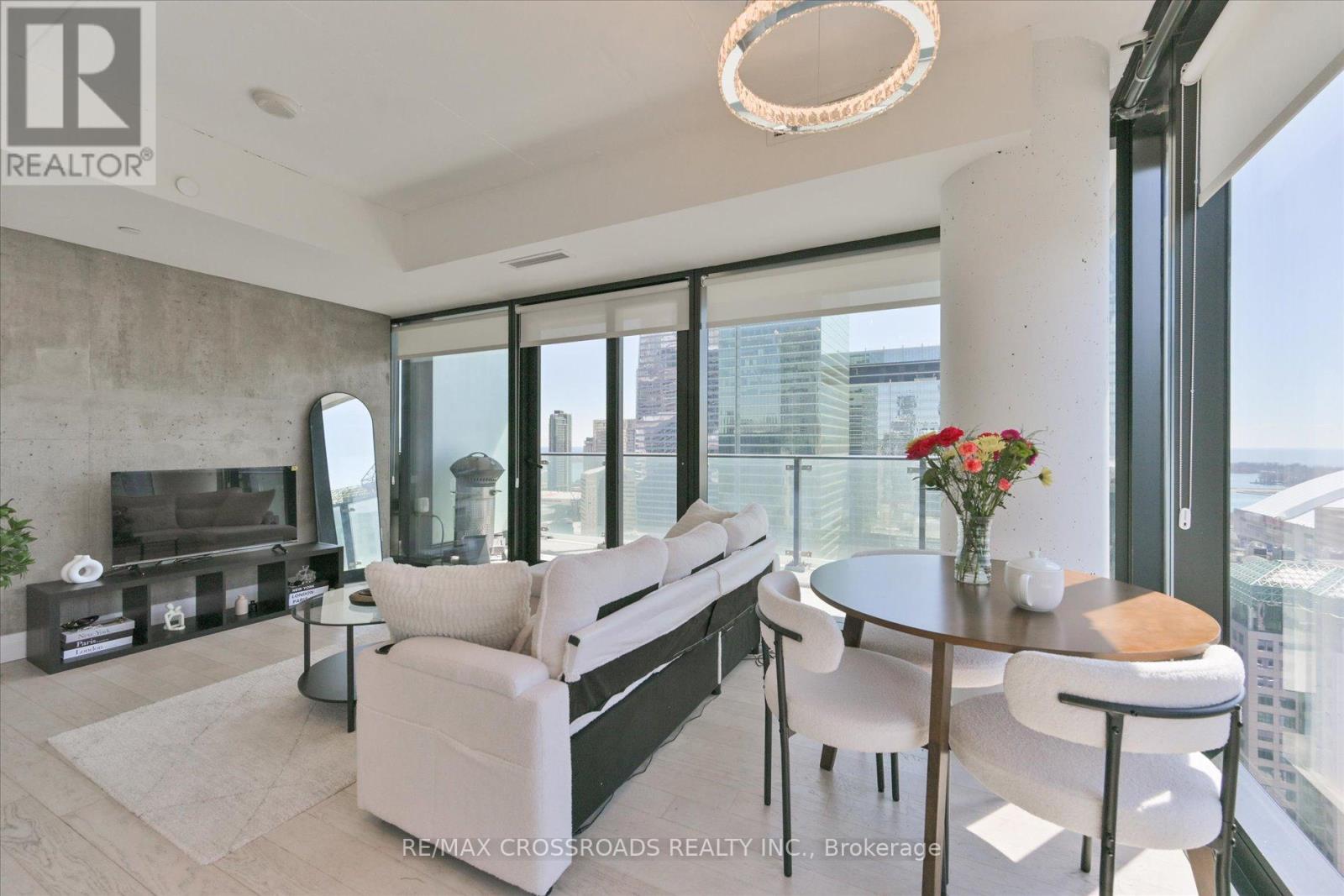 3006 - 224 King Street W, Toronto, Ontario  M5H 0A6 - Photo 13 - C12393146